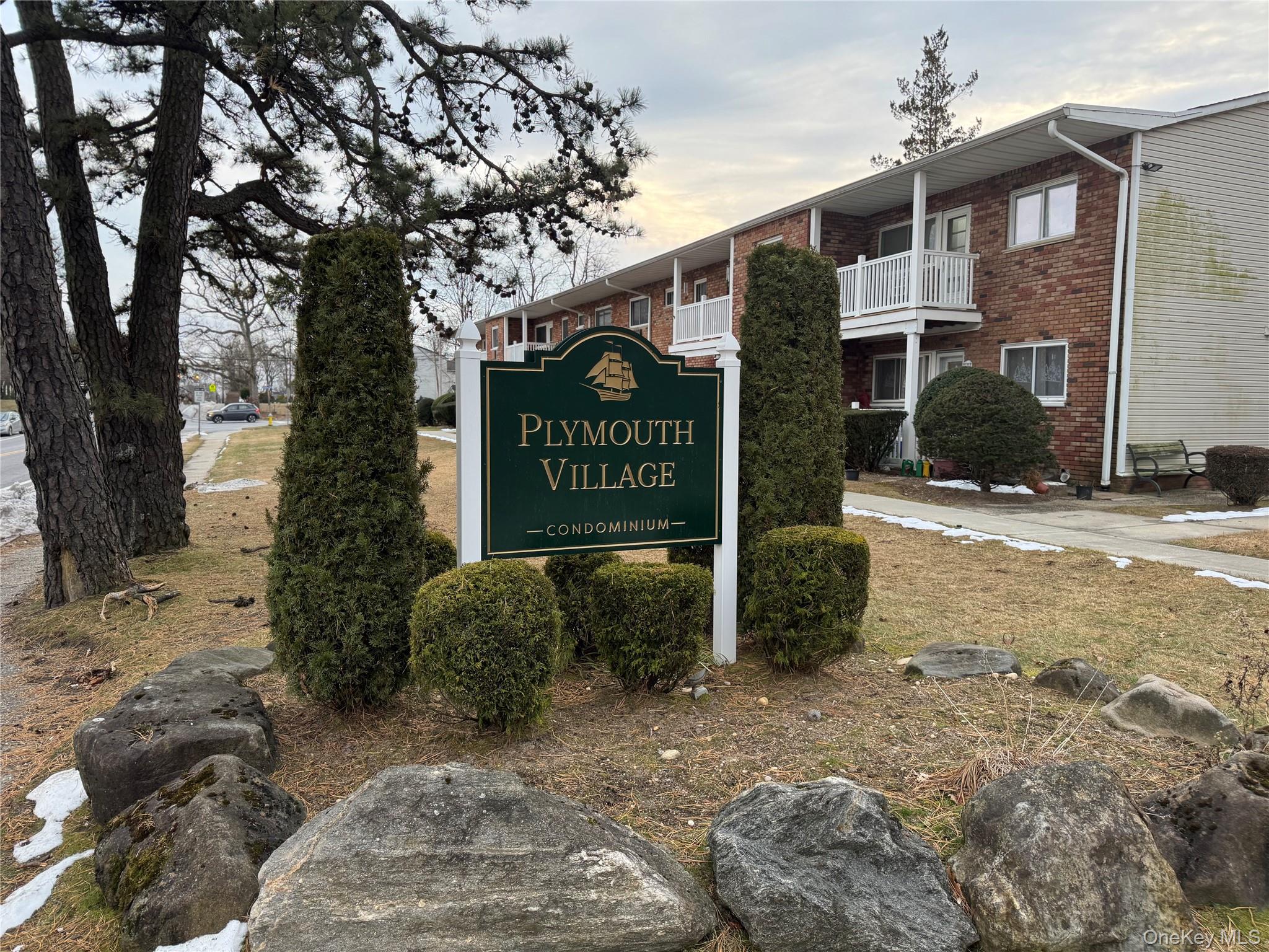 100 Hawthorne Avenue, Central Islip, NY 11722