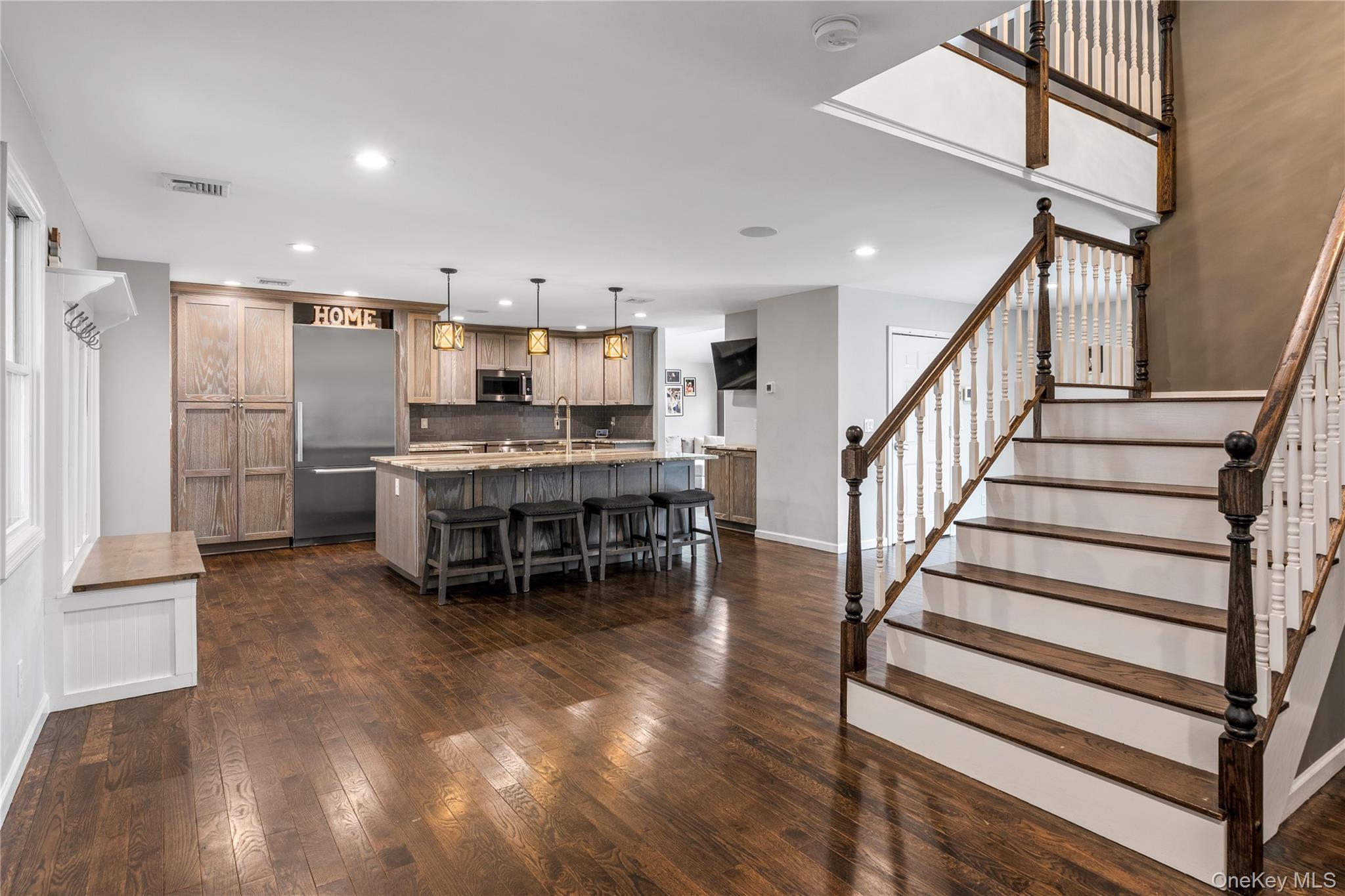 24 Twin River Drive, Oakdale, NY 11769