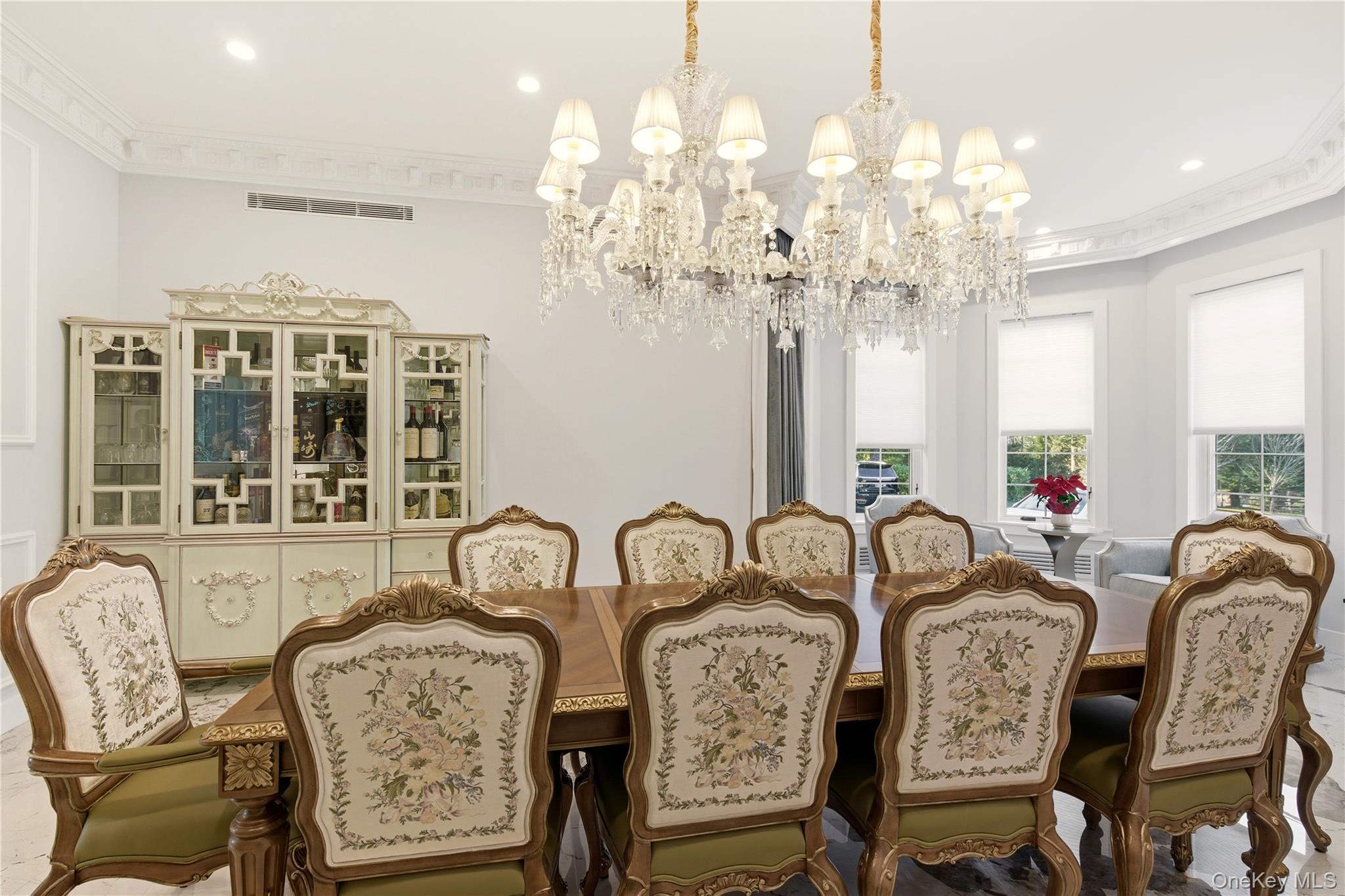 265 Laurel Lane, Laurel Hollow, NY 11791