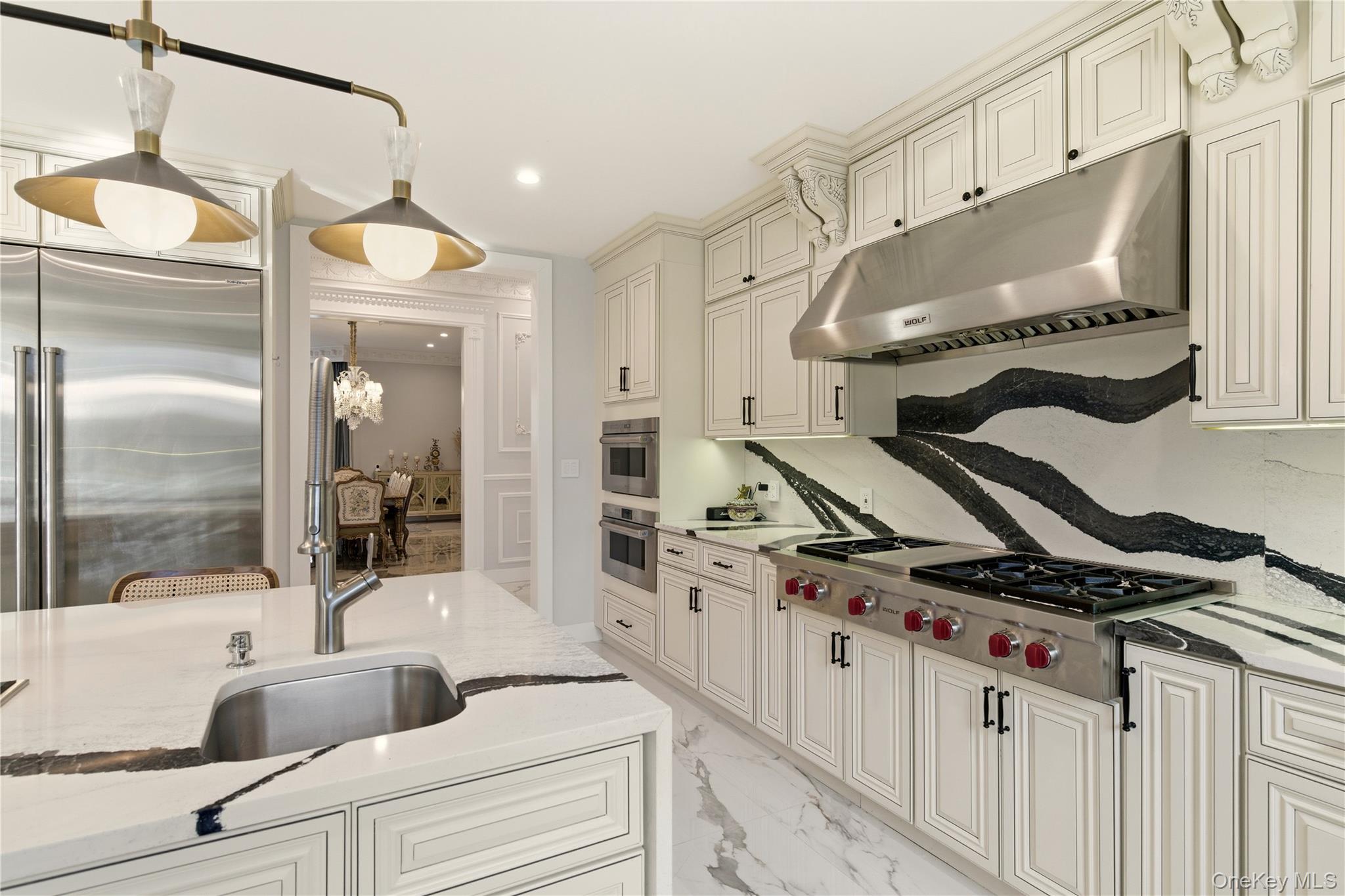 265 Laurel Lane, Laurel Hollow, NY 11791