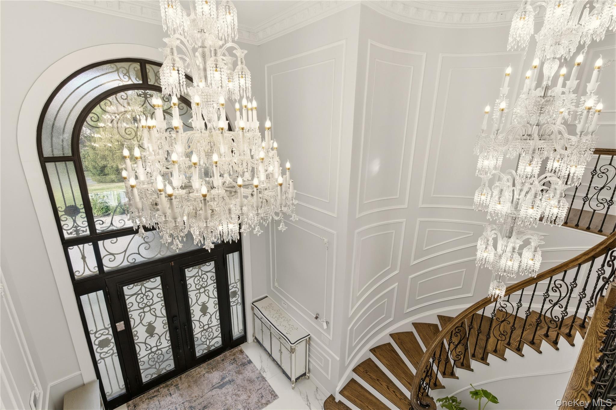 265 Laurel Lane, Laurel Hollow, NY 11791