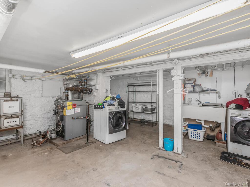 2215 Bruckner Boulevard, Bronx, NY 10472