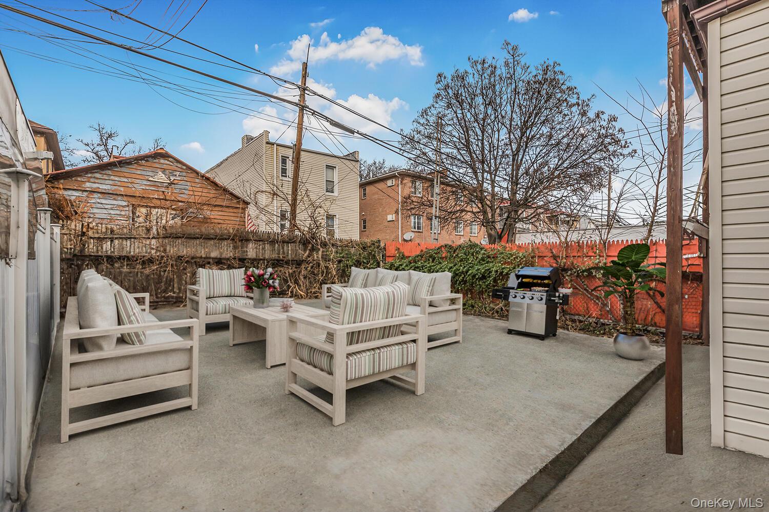 2215 Bruckner Boulevard, Bronx, NY 10472