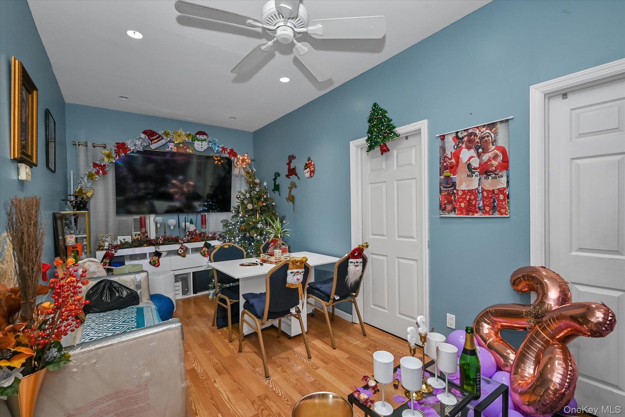 6925 59th Road, Maspeth, NY 11378