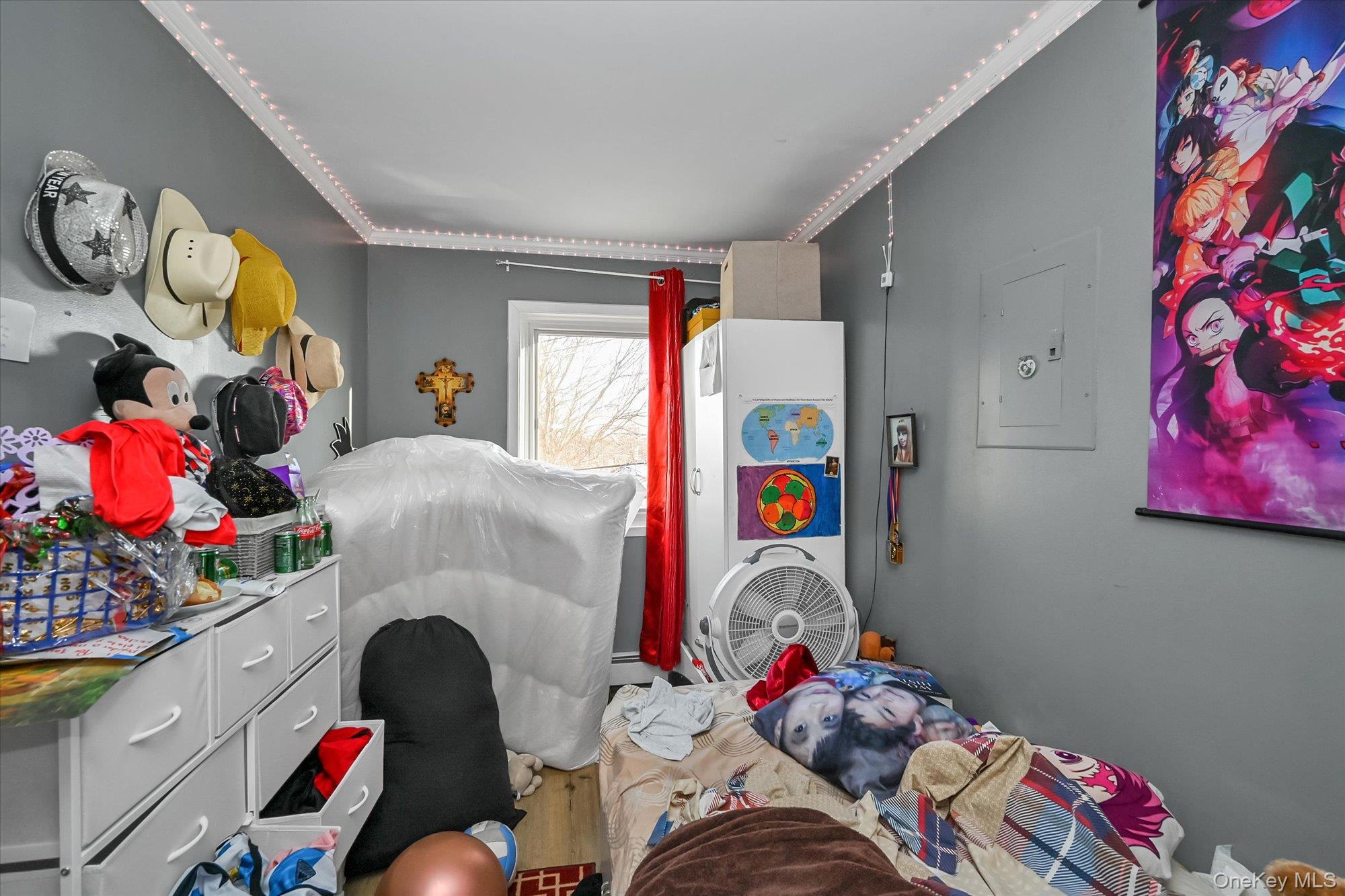 6925 59th Road, Maspeth, NY 11378