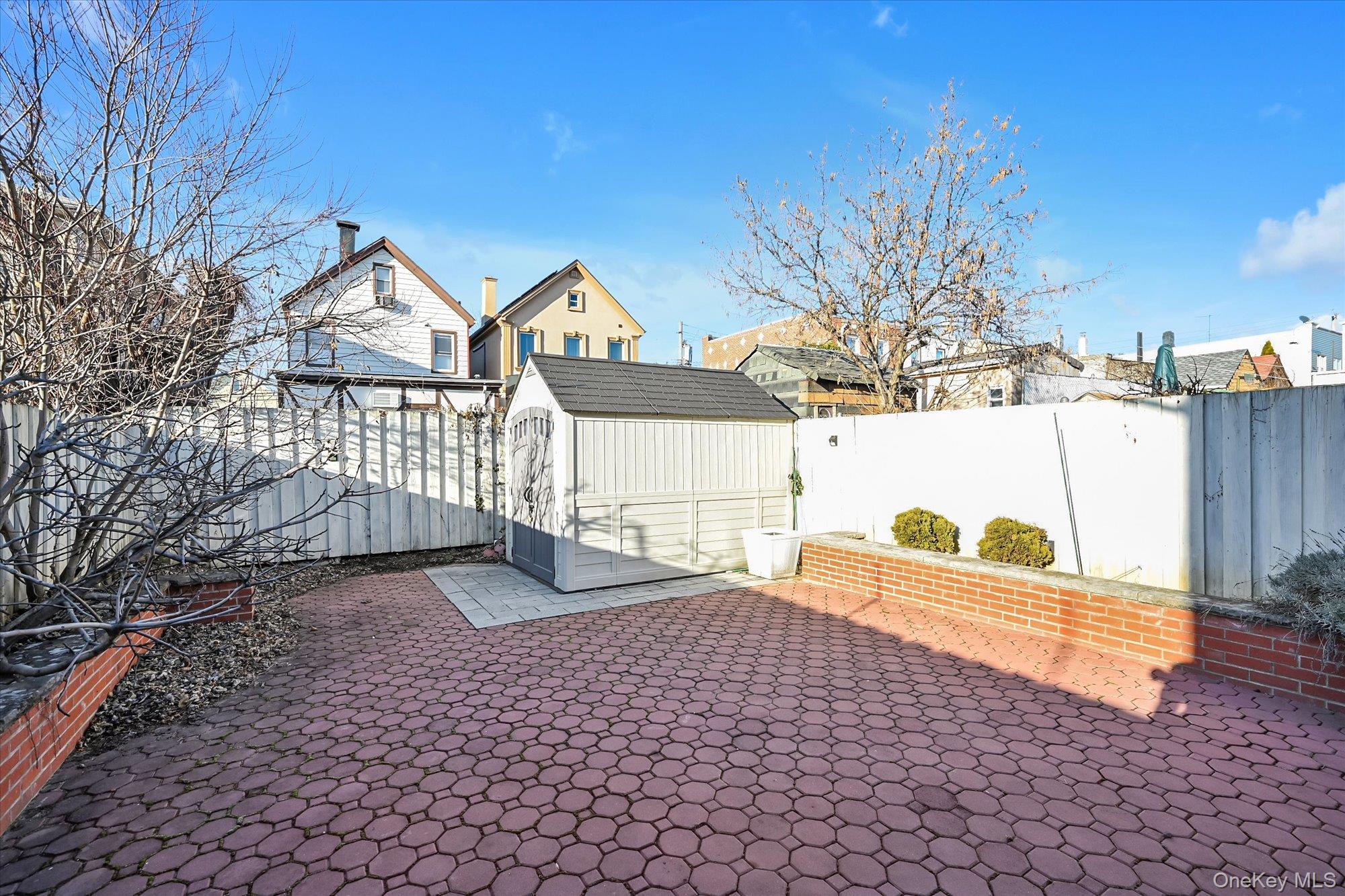 6925 59th Road, Maspeth, NY 11378