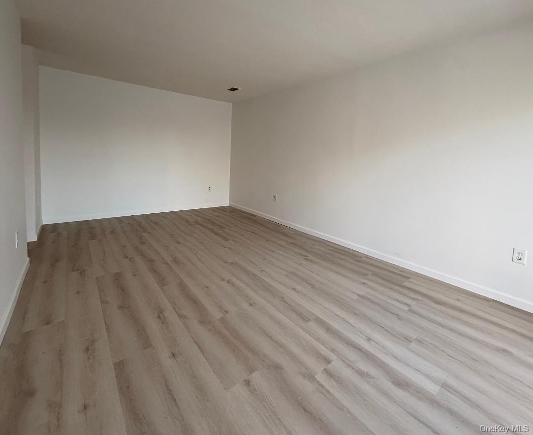 2202 Mulberry Court, Poughkeepsie, NY 12603