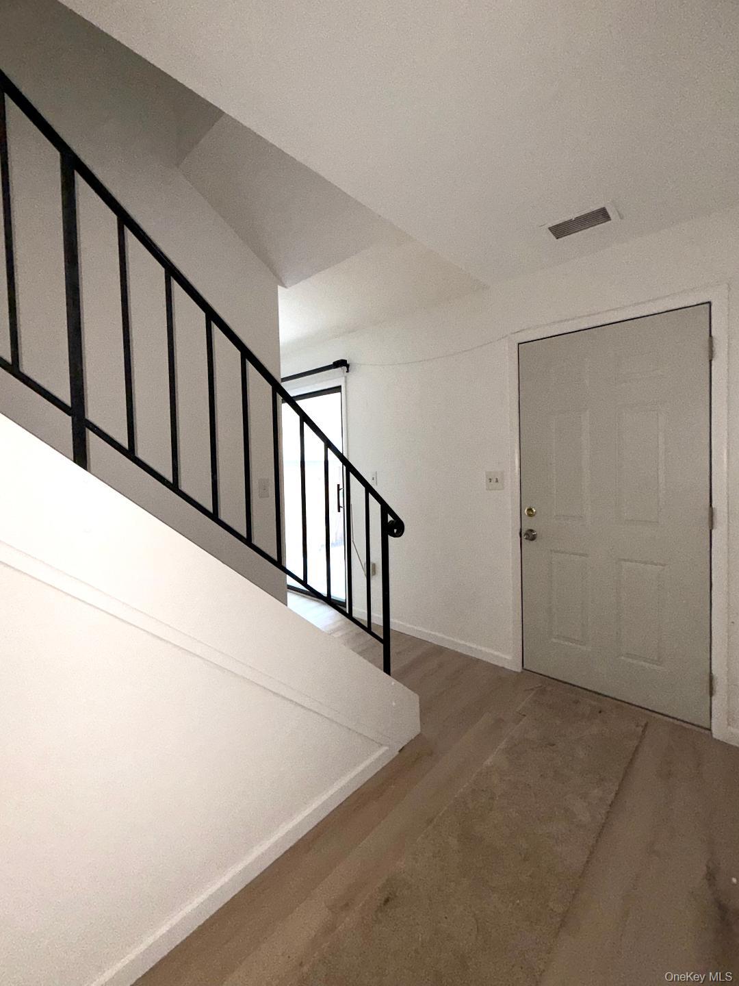 2202 Mulberry Court, Poughkeepsie, NY 12603