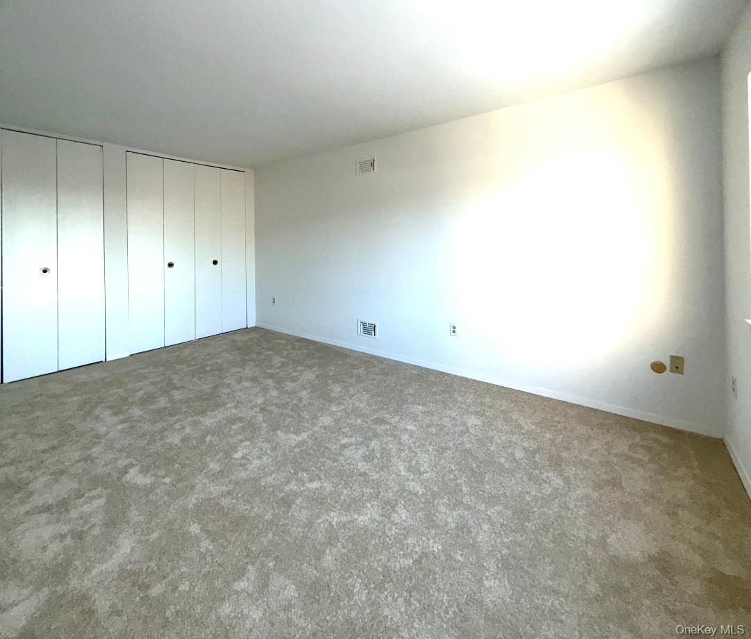 2202 Mulberry Court, Poughkeepsie, NY 12603