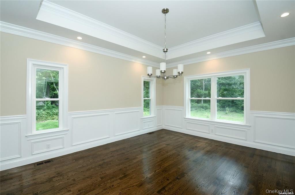 1 Lotto Court, Lake Grove, NY 11755