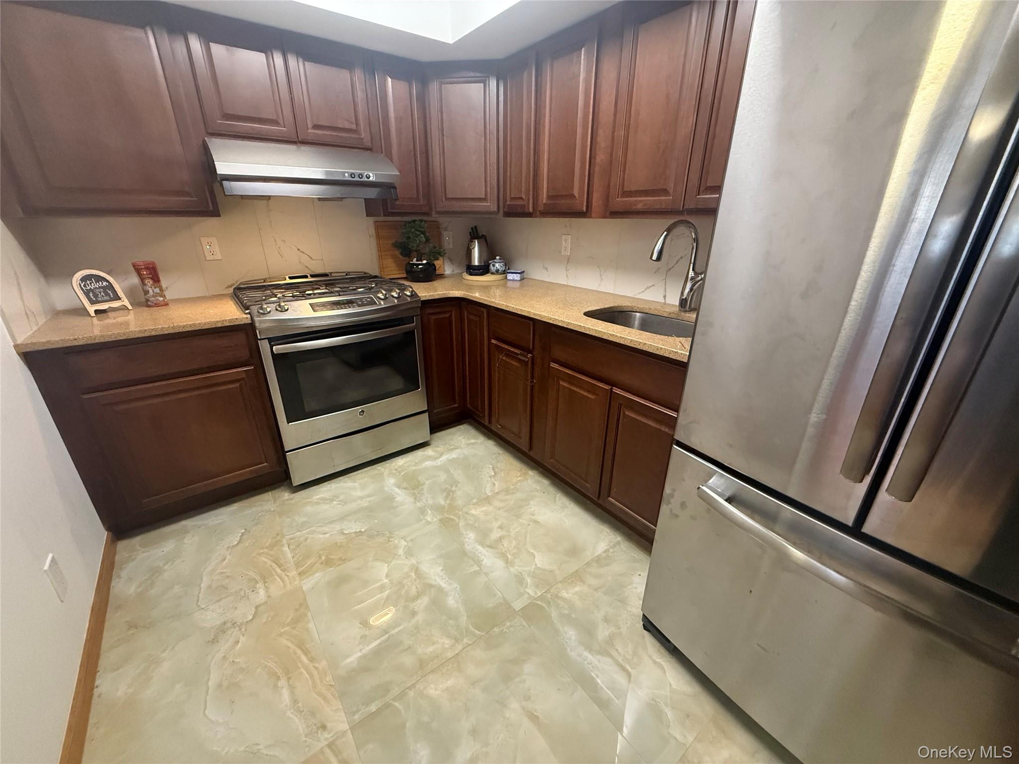 918 Wheeler Avenue # 918A, Bronx, NY 10473