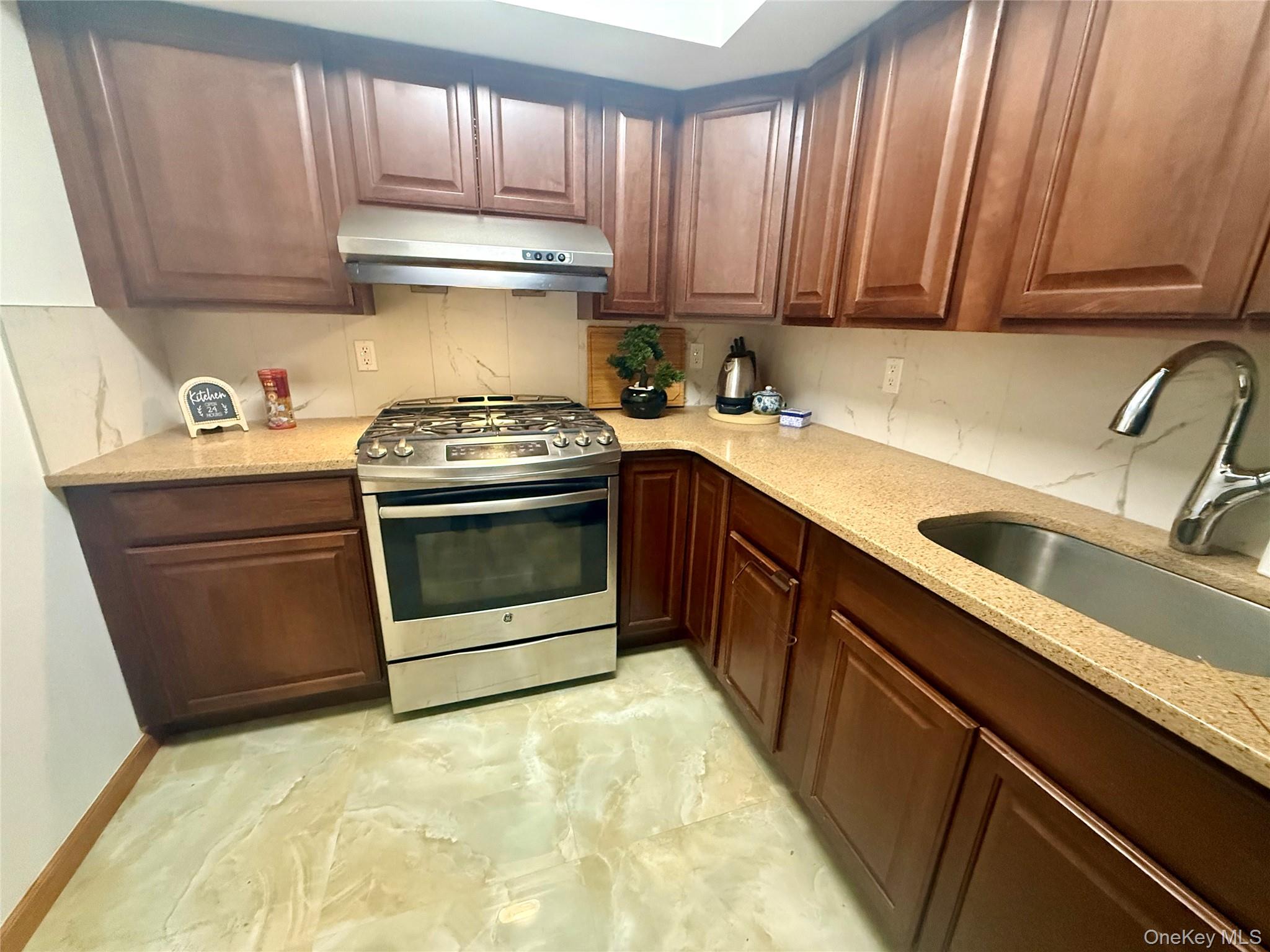 918 Wheeler Avenue # 918A, Bronx, NY 10473