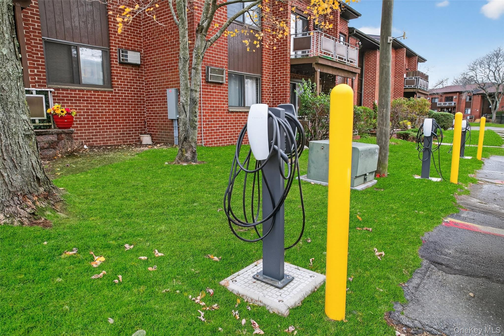 9 Charles Lane # 2F, Pomona, NY 10970