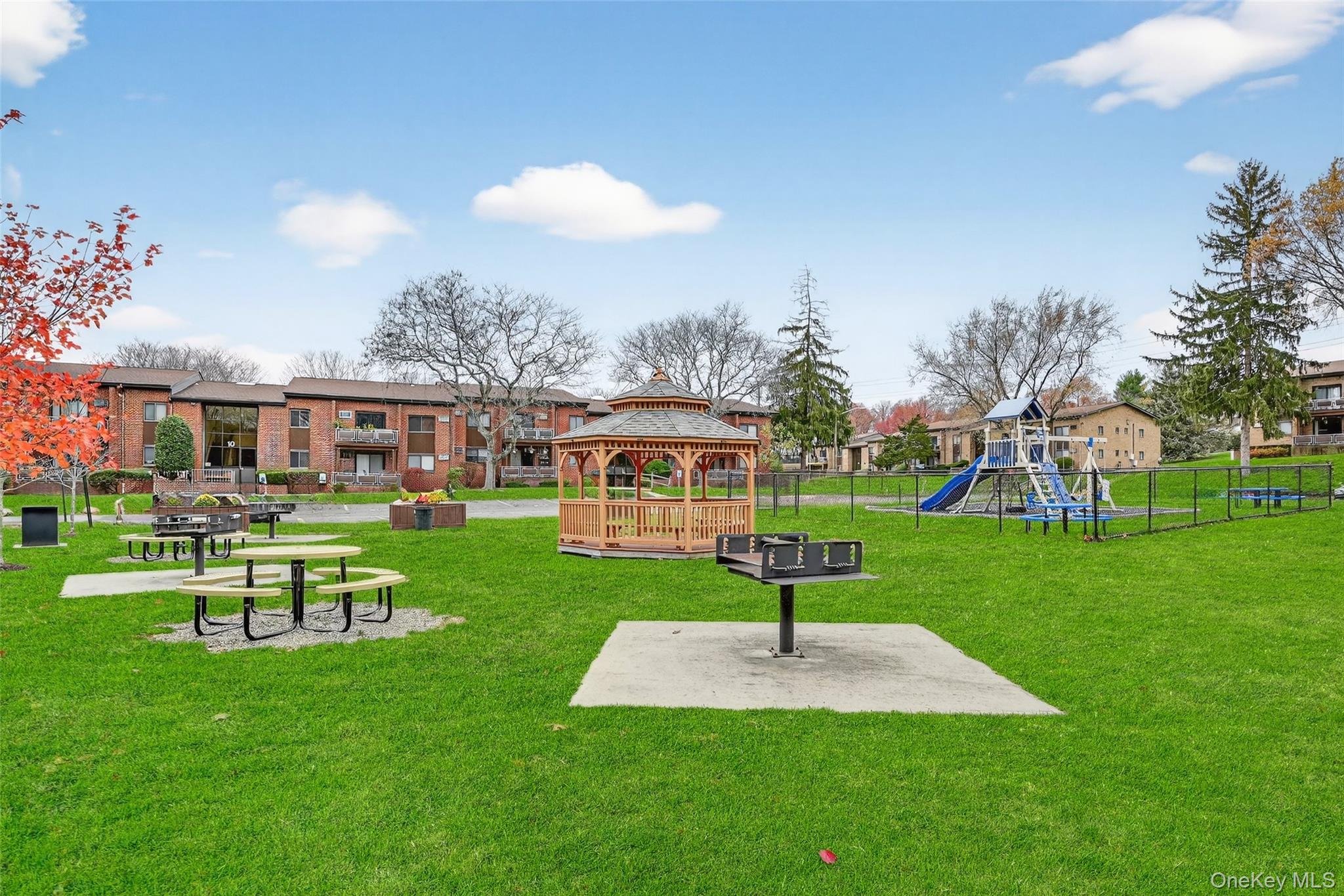 9 Charles Lane # 2F, Pomona, NY 10970