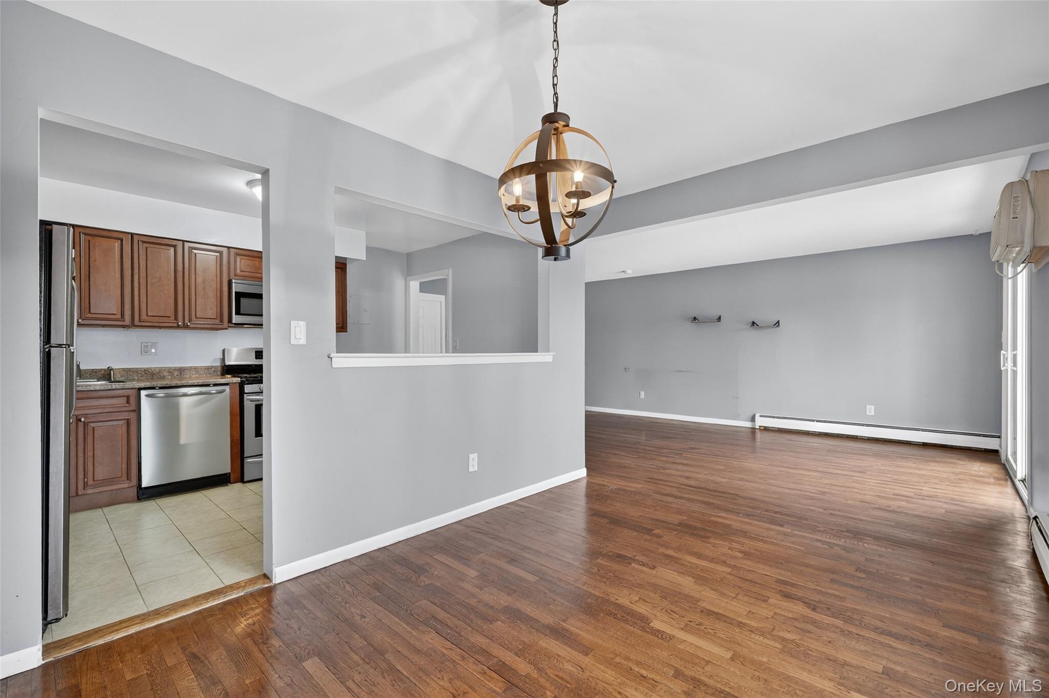 9 Charles Lane # 2F, Pomona, NY 10970