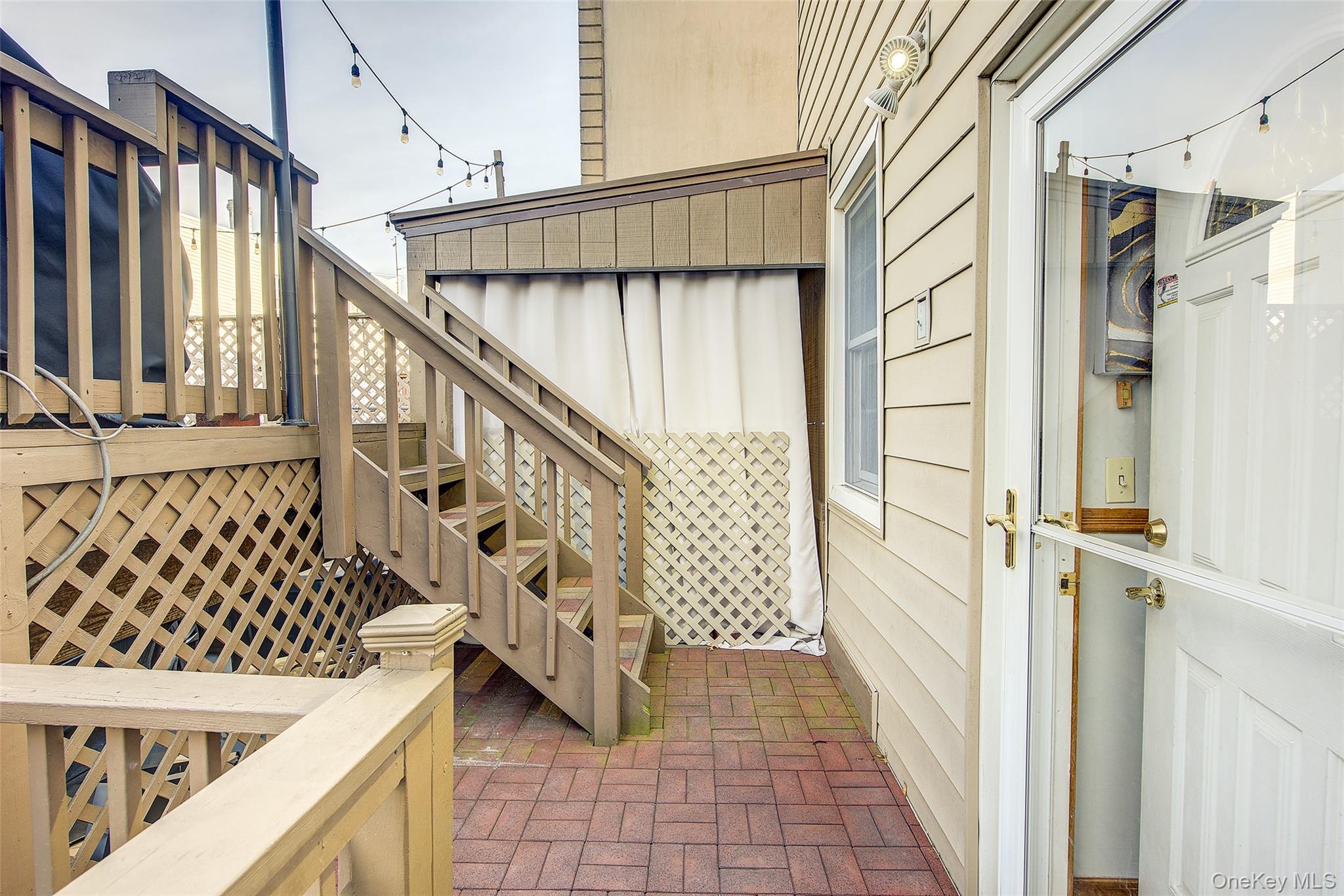 66-71 74th Street, Middle Village, NY 11379