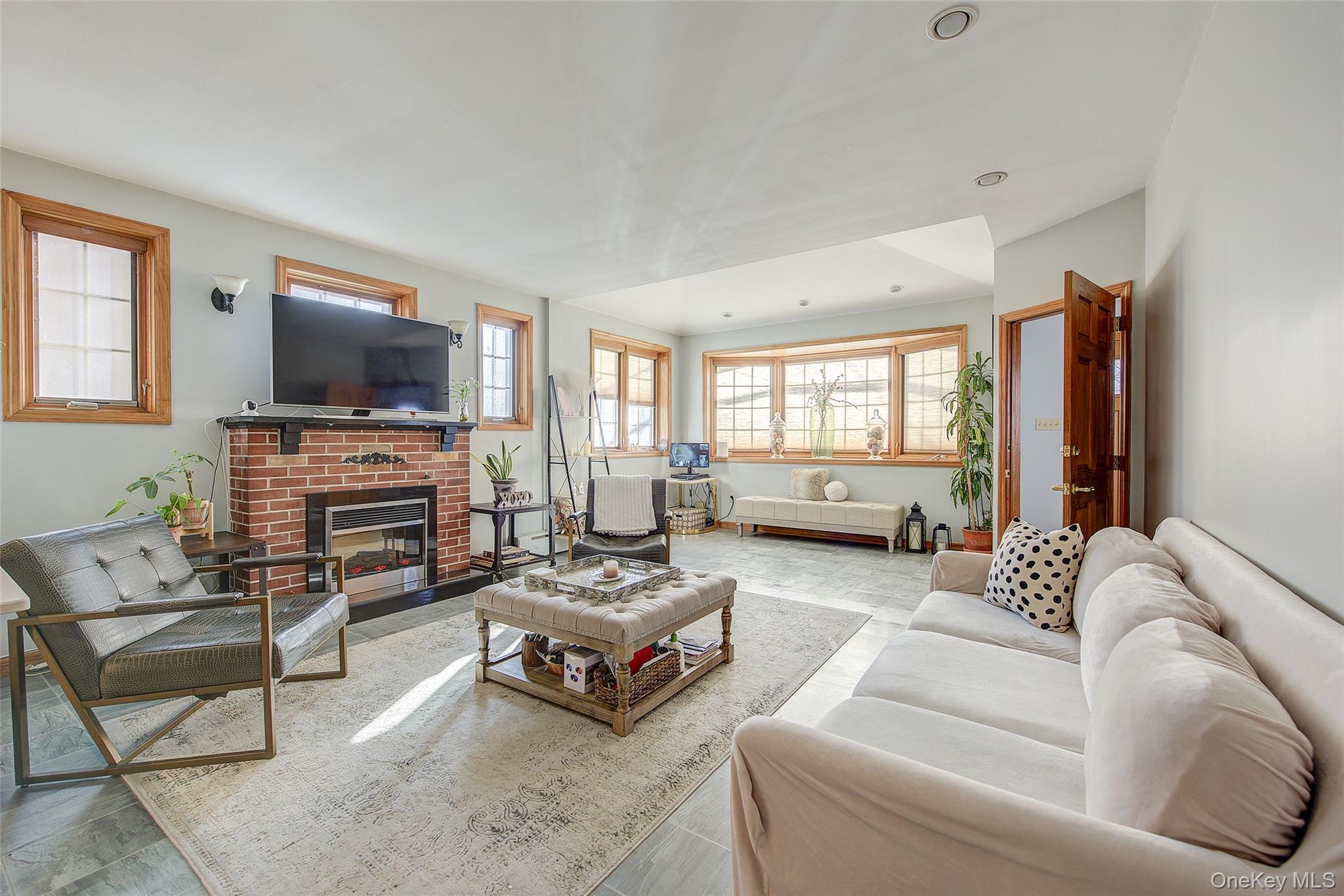 66-71 74th Street, Middle Village, NY 11379