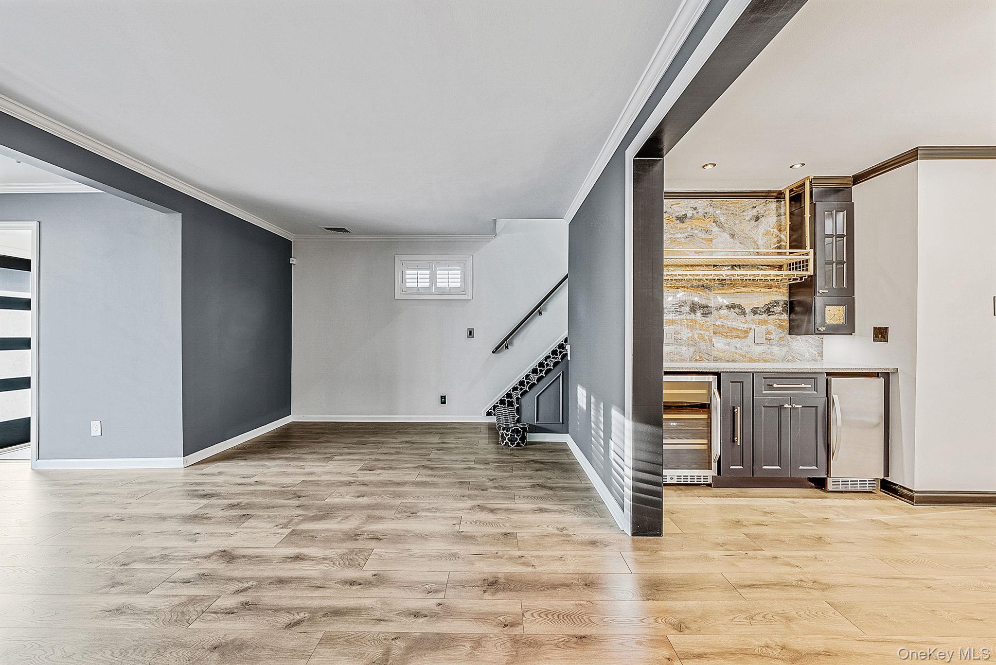 32 Everett, Lynbrook, NY 11563