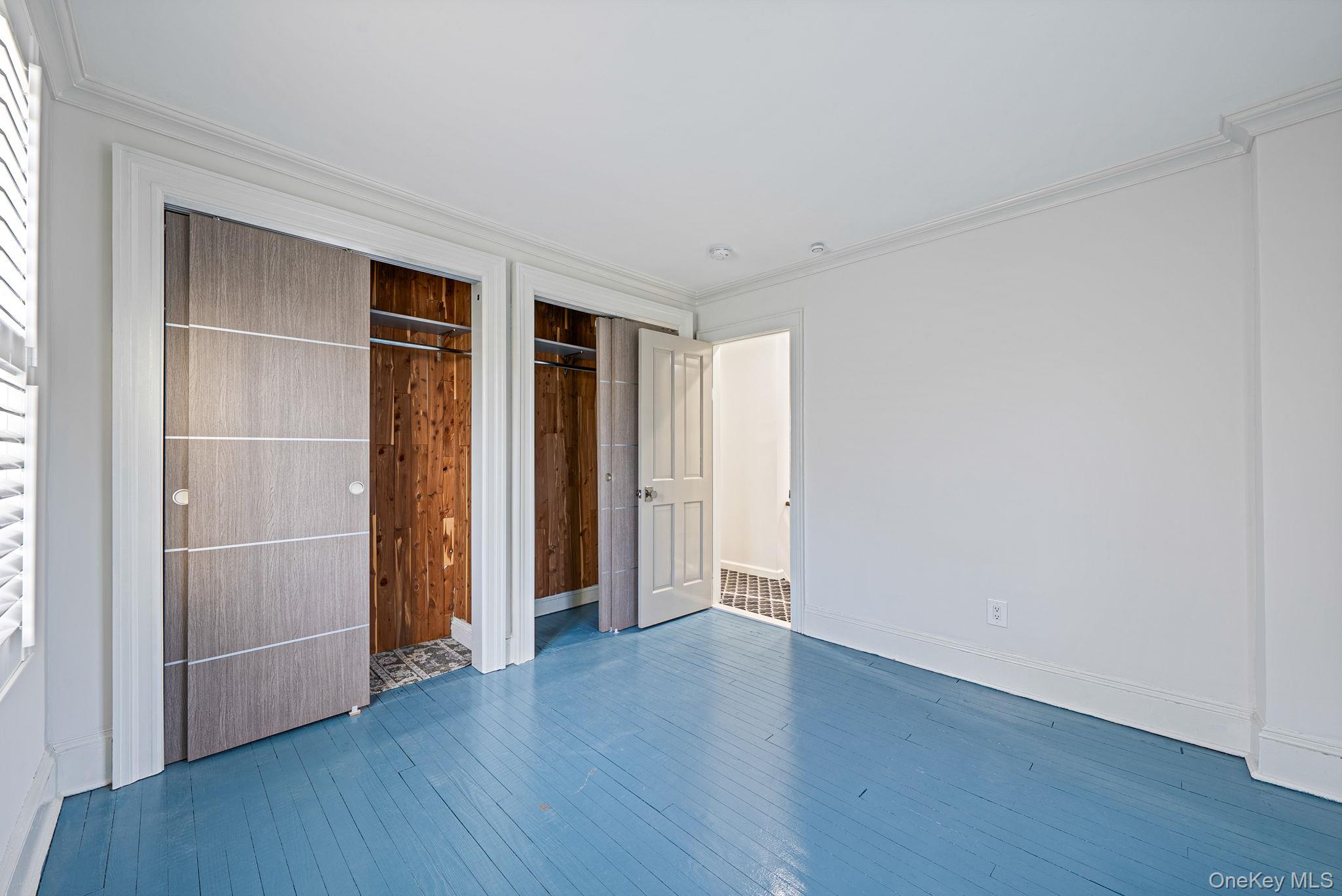 32 Everett, Lynbrook, NY 11563