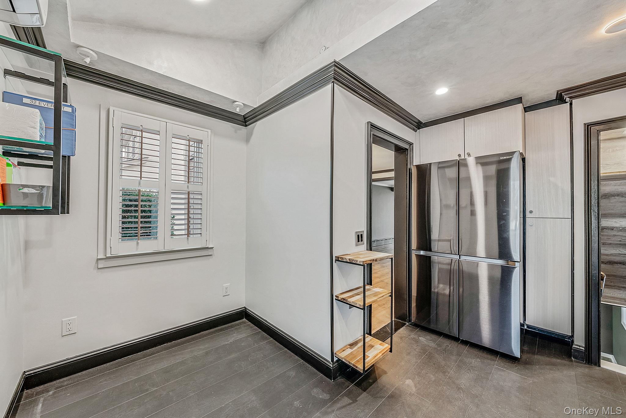 32 Everett, Lynbrook, NY 11563