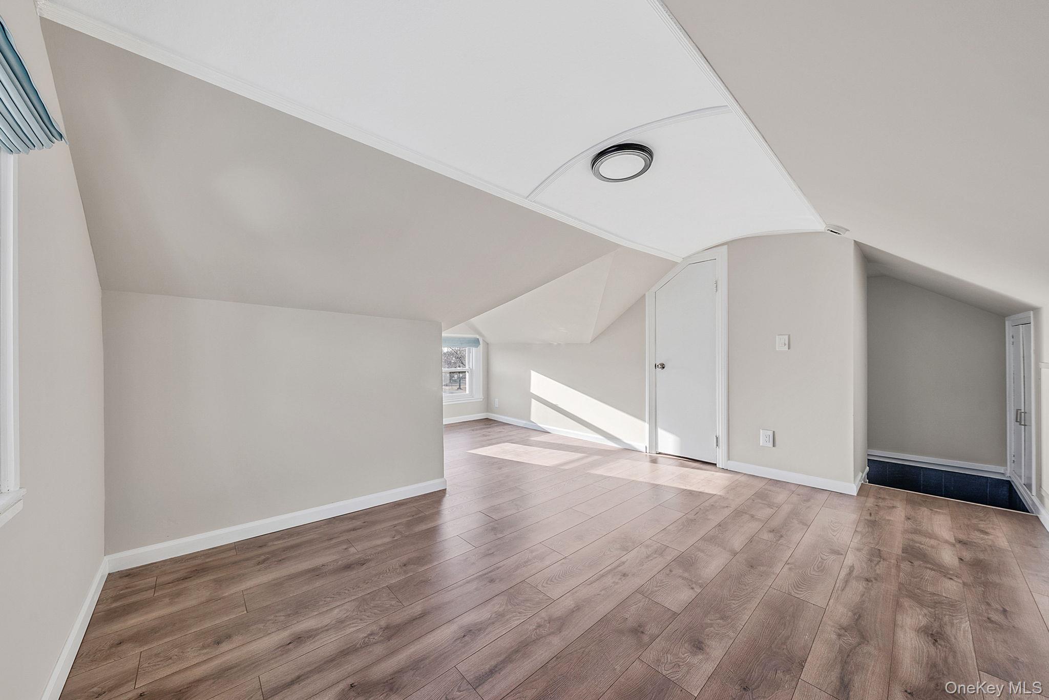 32 Everett, Lynbrook, NY 11563