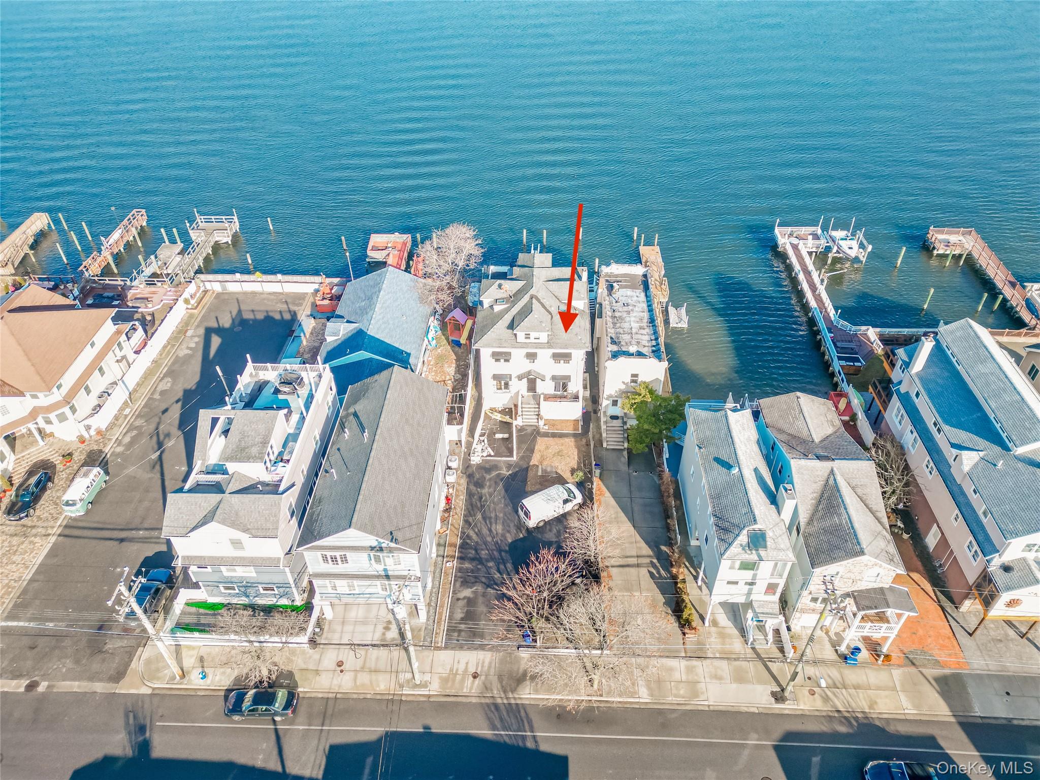 925 W Park Avenue, Long Beach, NY 11561