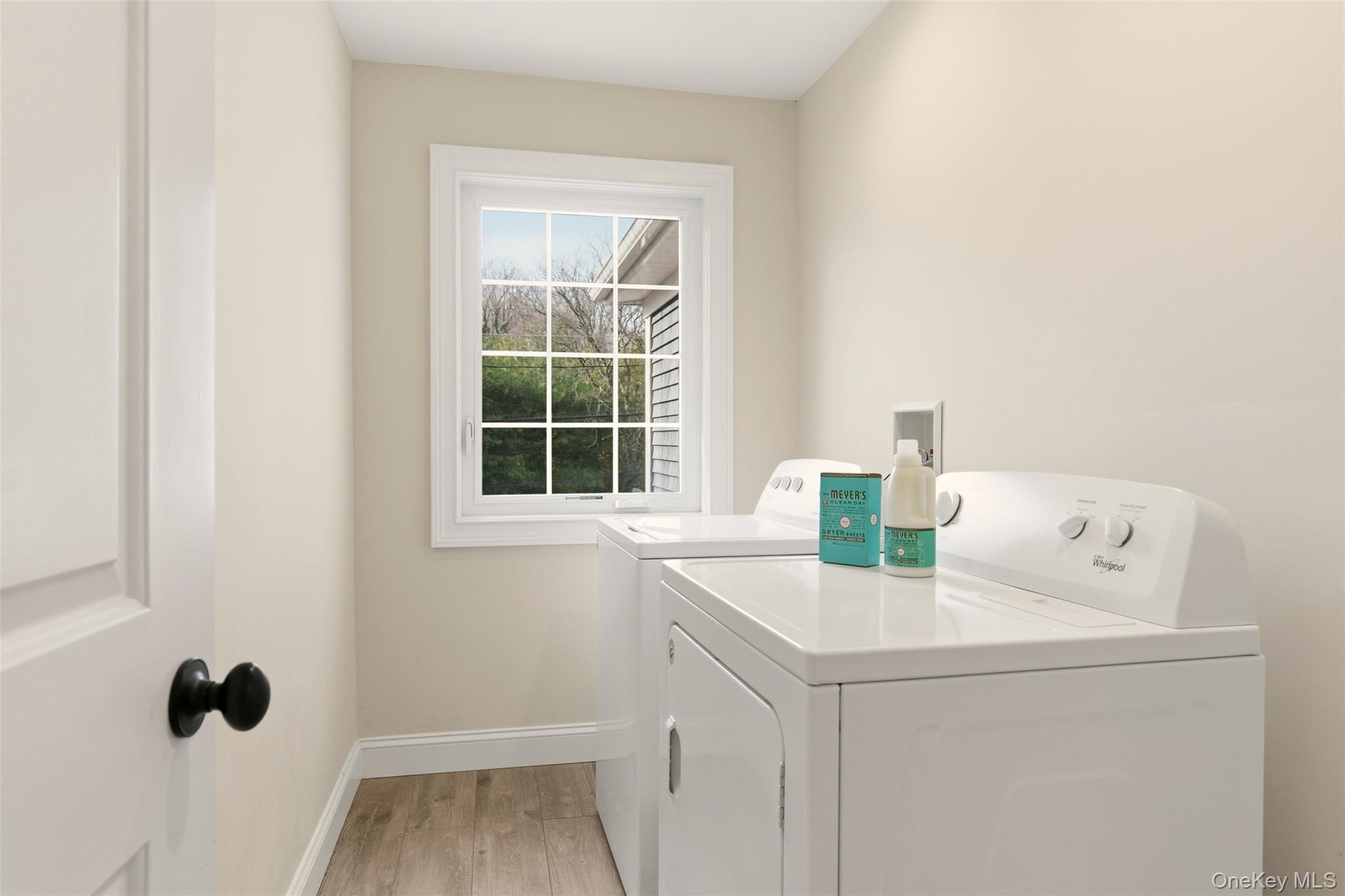 16 Soundview Road, Huntington, NY 11743