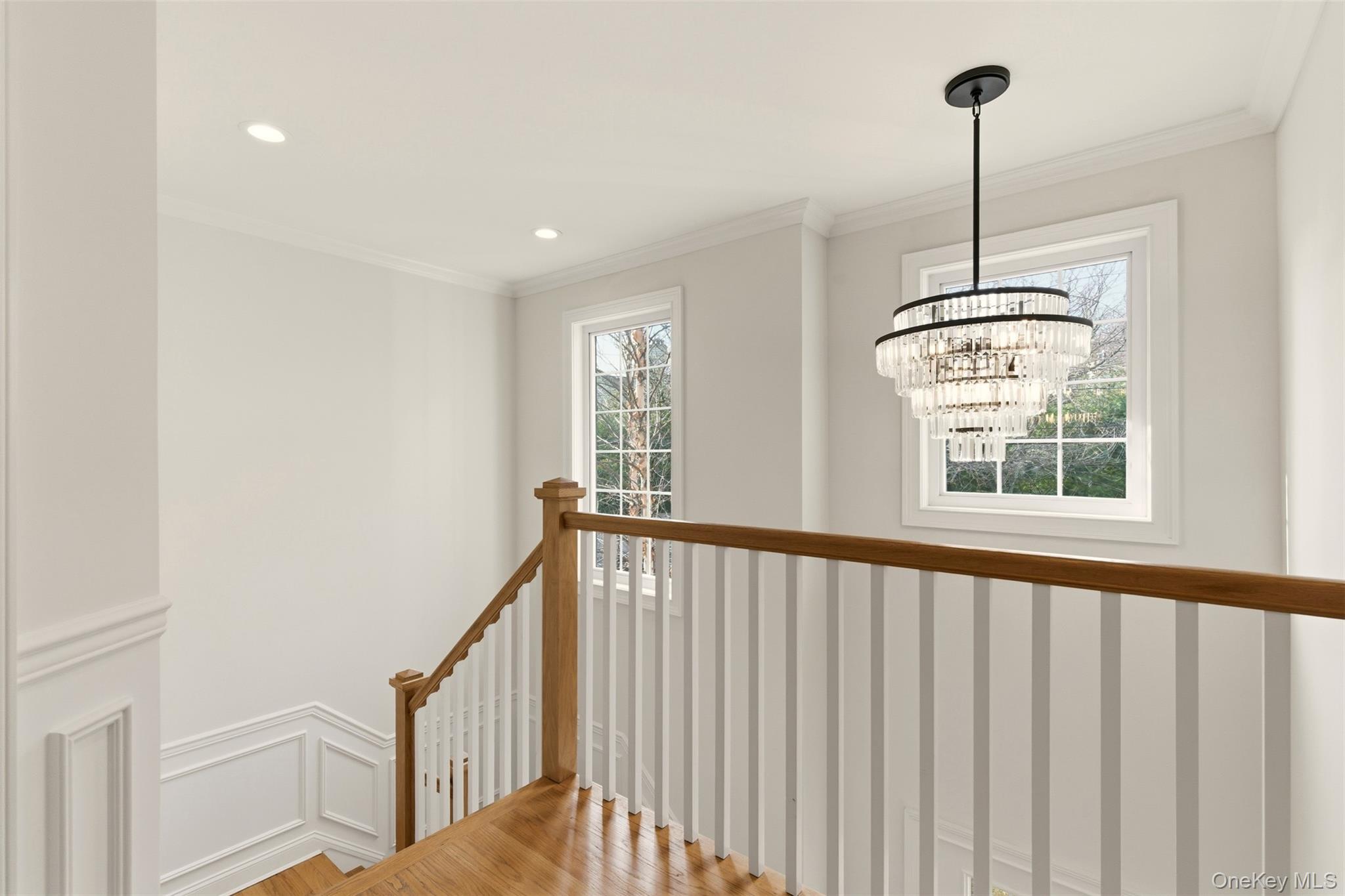 16 Soundview Road, Huntington, NY 11743