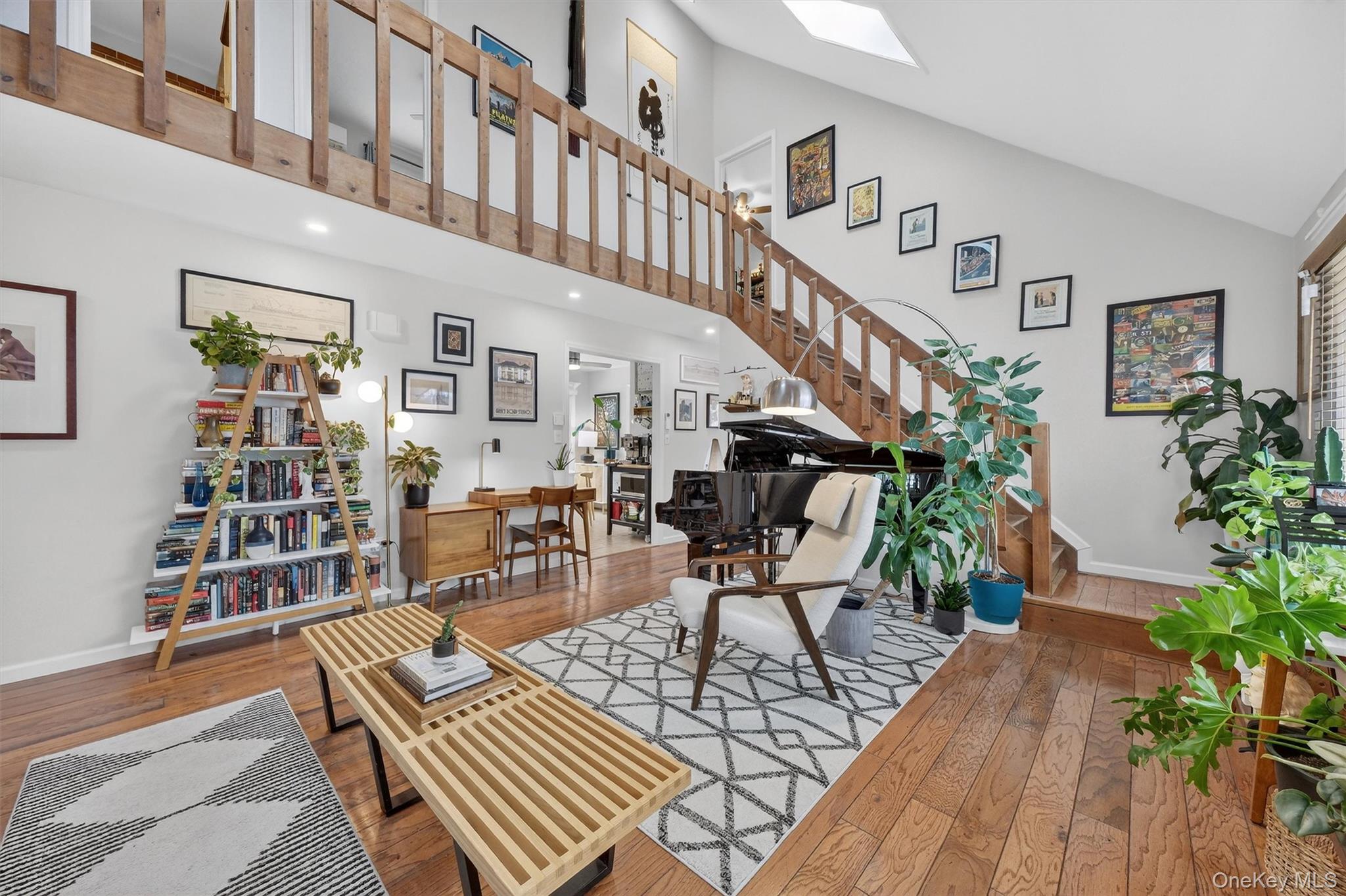 5 Larch Court, Poughkeepsie, NY 12603