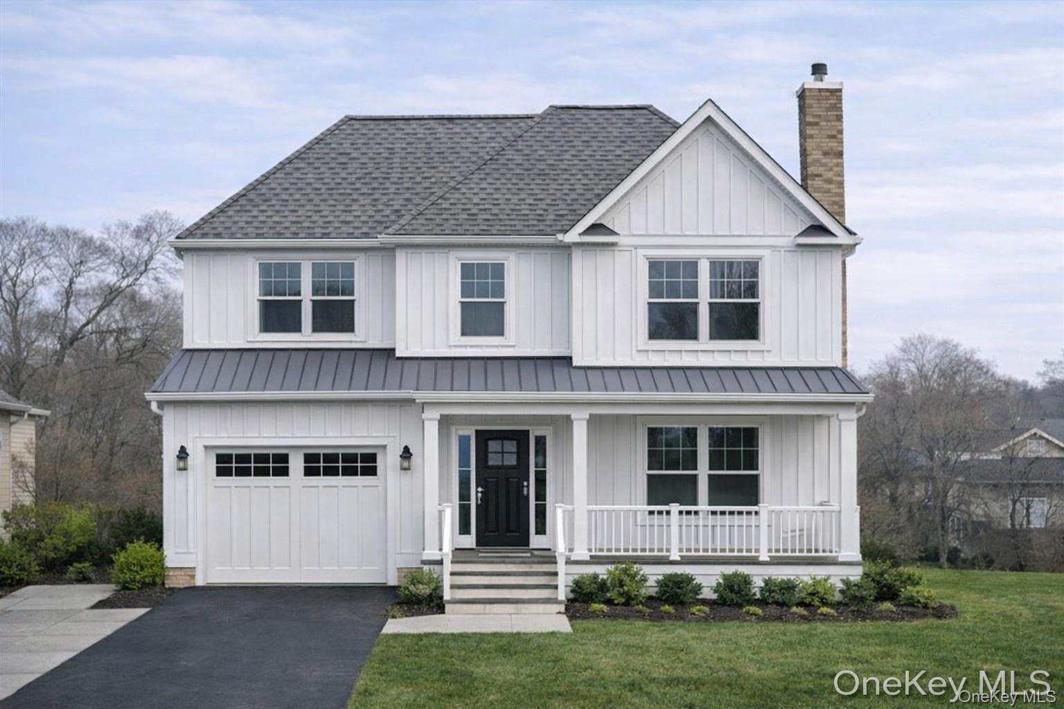 100 Bieselin Road, Bellport Village, NY 11713