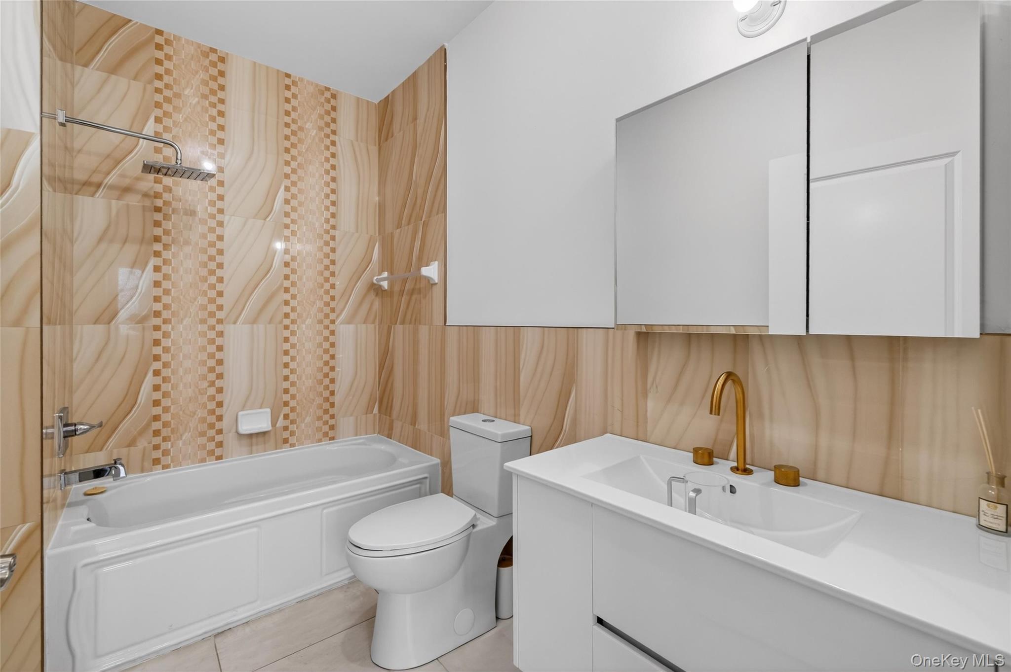 2 Bluefield Drive # 103, Spring Valley, NY 10977