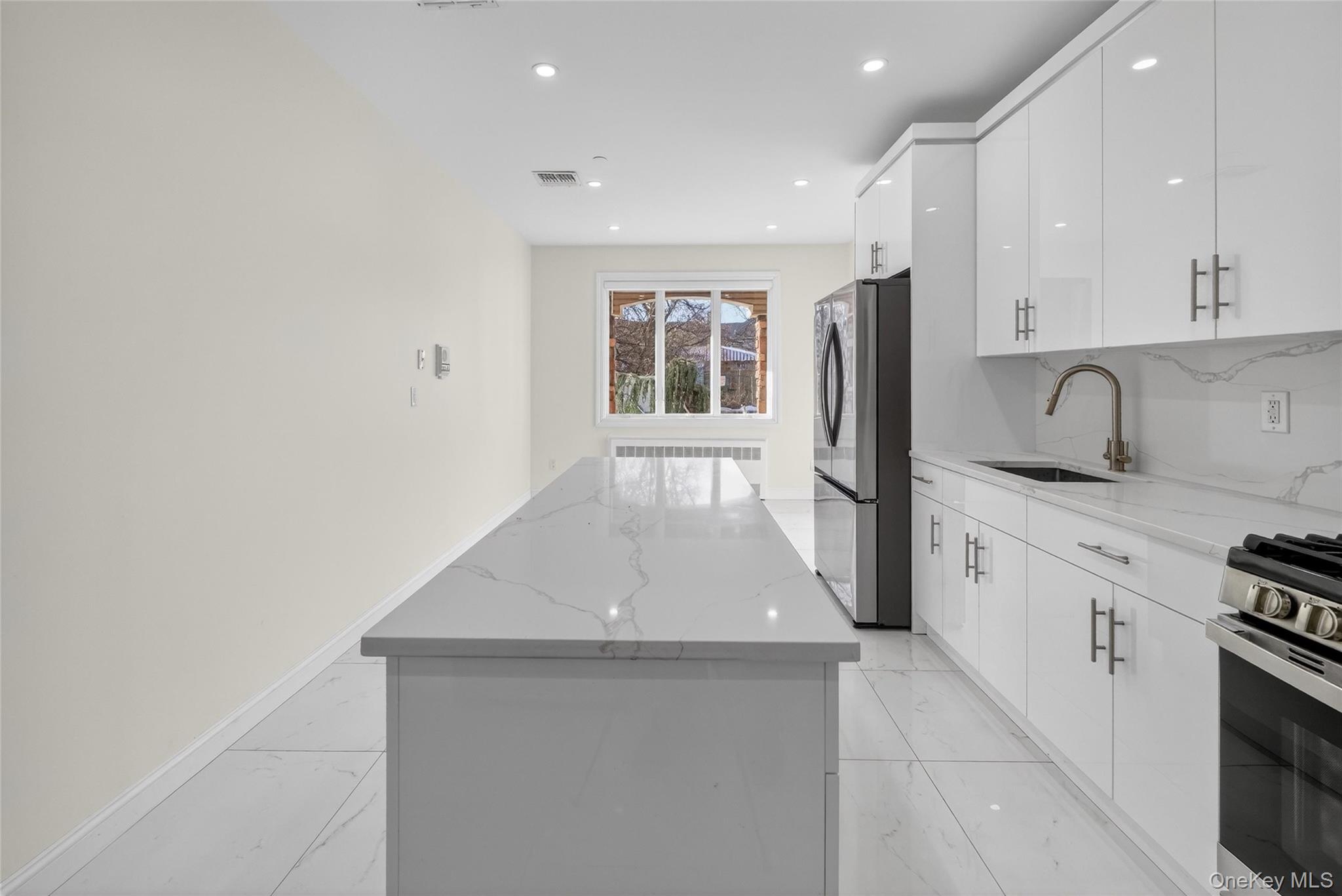 2 Bluefield Drive # 103, Spring Valley, NY 10977