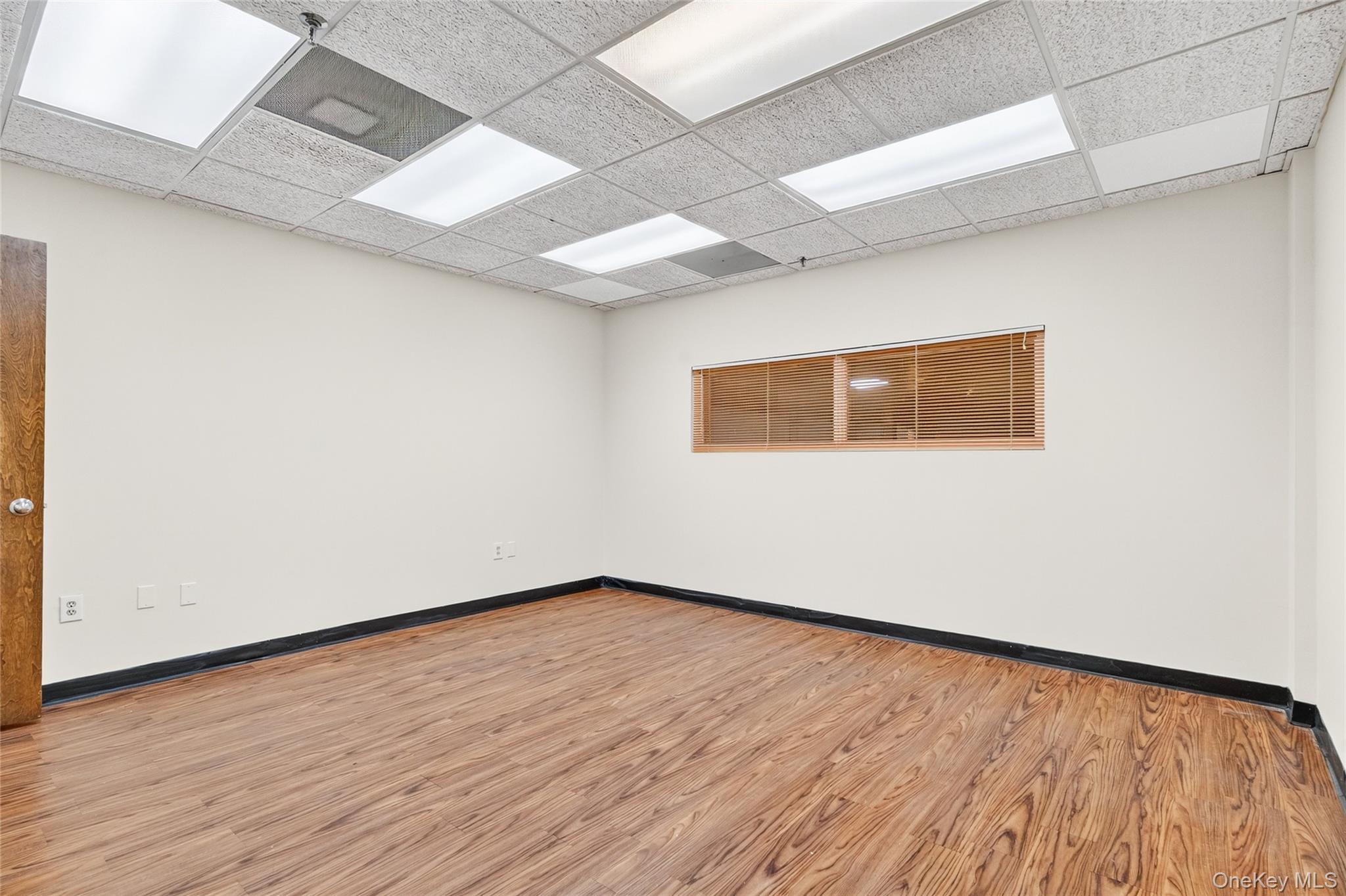 80 Red Schoolhouse Road # 1200,200,300,800, Chestnut Ridge, NY 10977