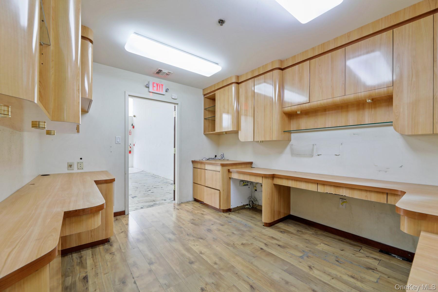 80 Red Schoolhouse Road # 1200,200,300,800, Chestnut Ridge, NY 10977