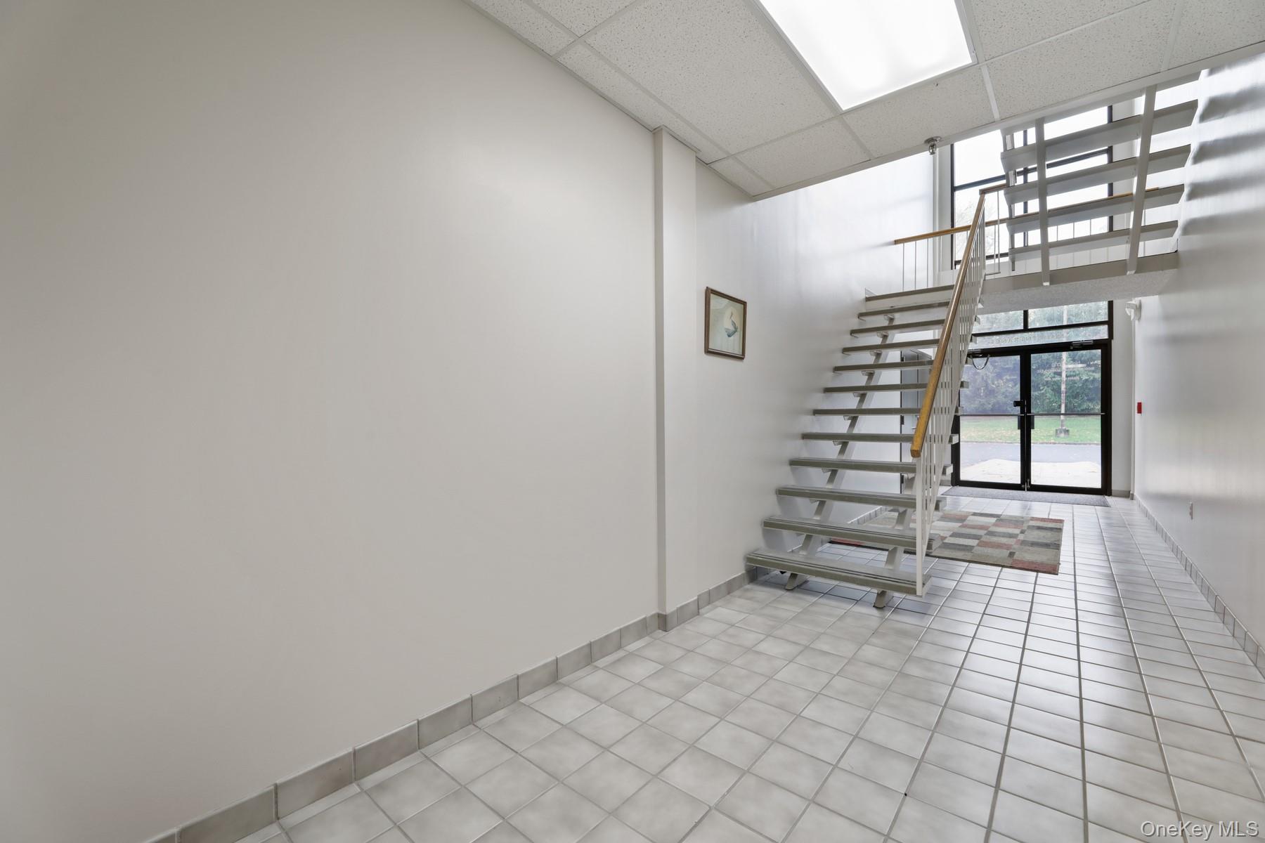 80 Red Schoolhouse Road # 1200,200,300,800, Chestnut Ridge, NY 10977