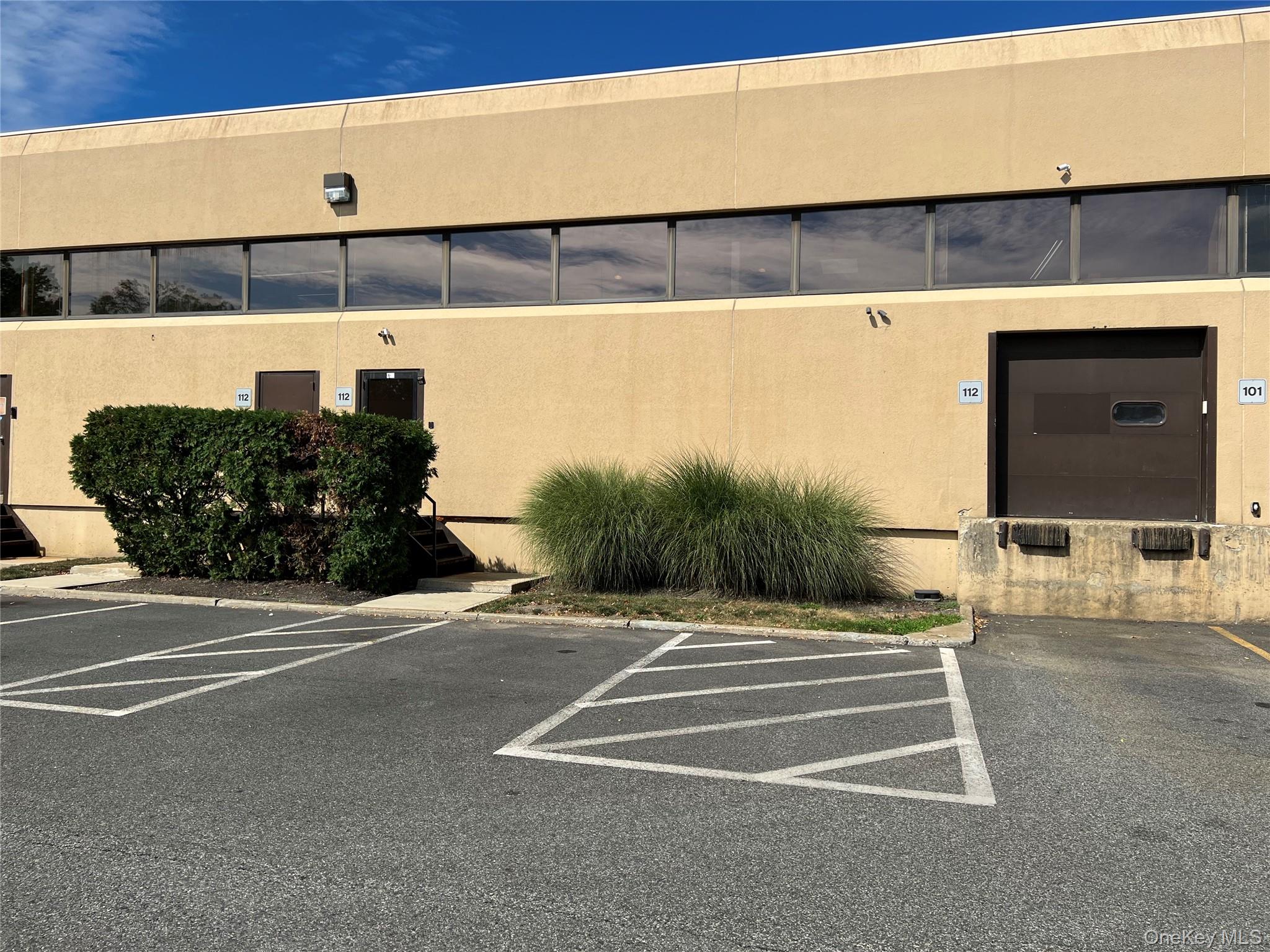 80 Red Schoolhouse Road # 1200,200,300,800, Chestnut Ridge, NY 10977