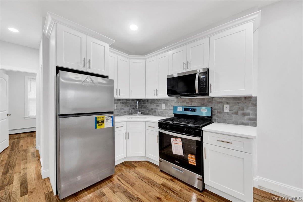 2886 Randall Avenue, Bronx, NY 10465