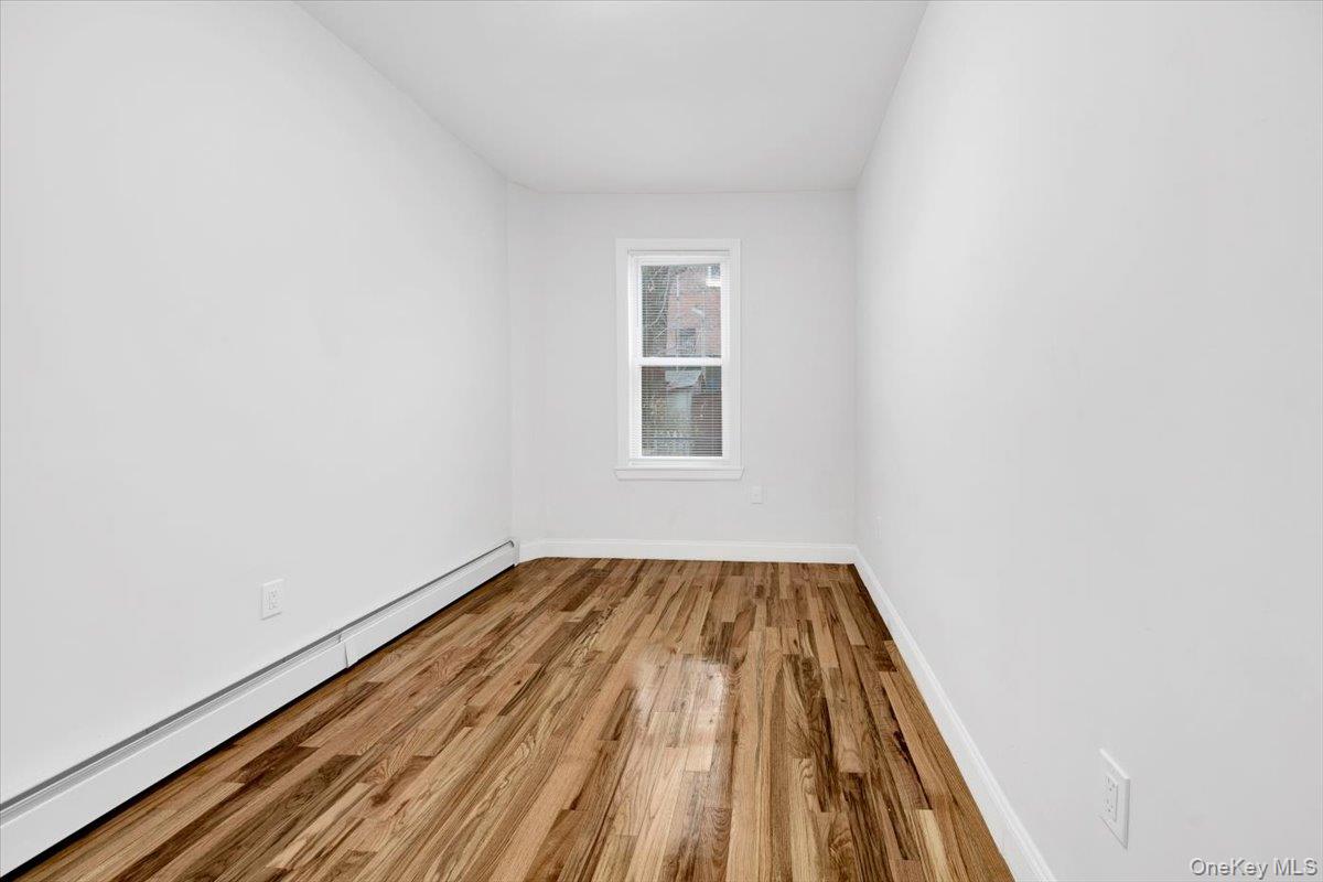 2886 Randall Avenue, Bronx, NY 10465