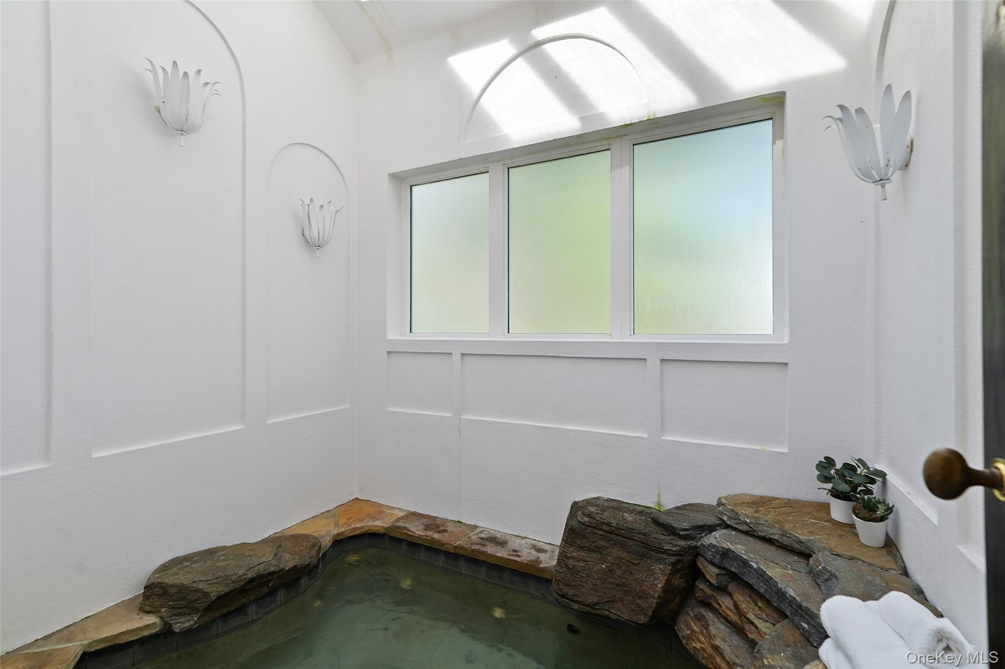 49 Moore Road, Bronxville, NY 10708