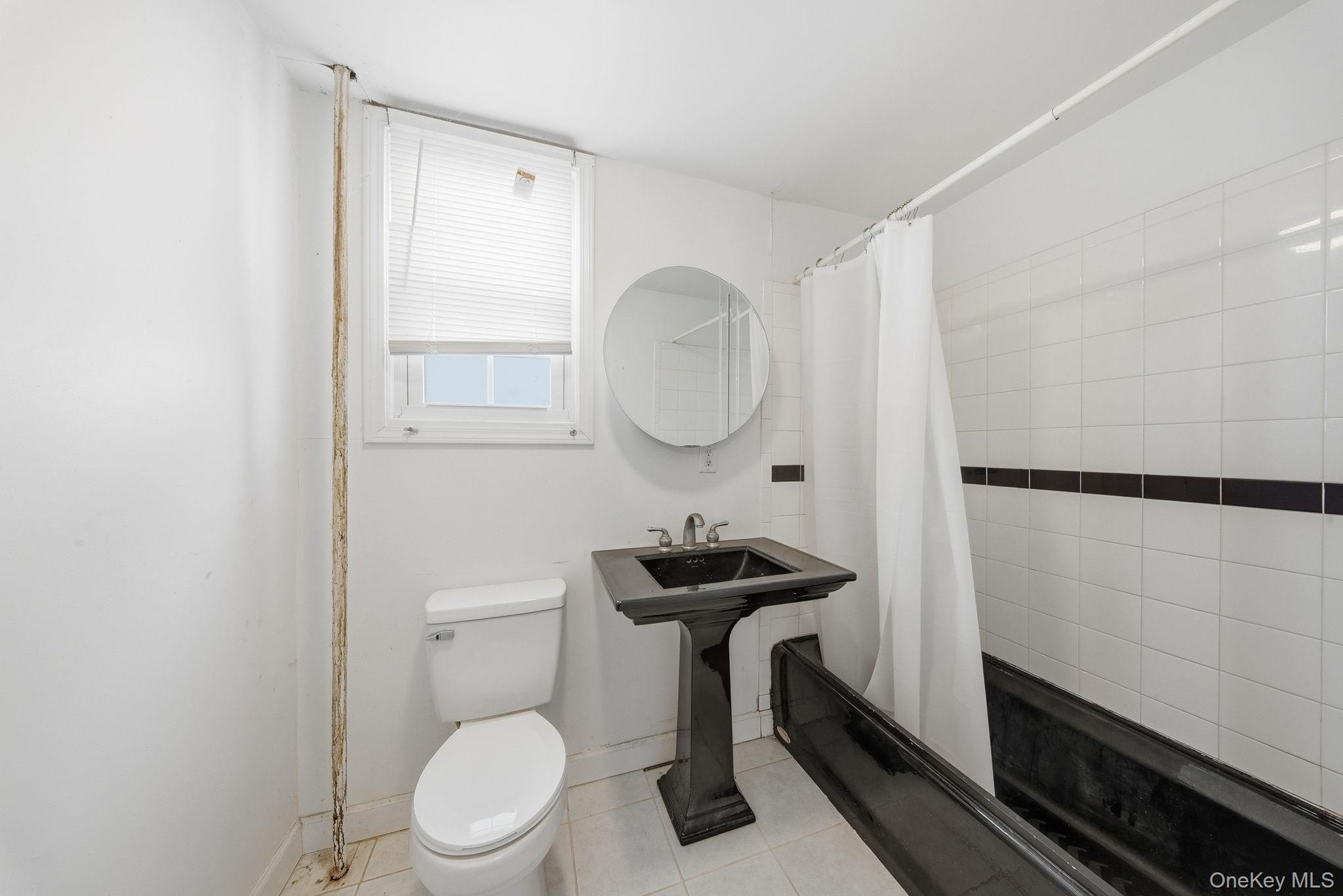 21 Ridge Street, Middletown, NY 10940