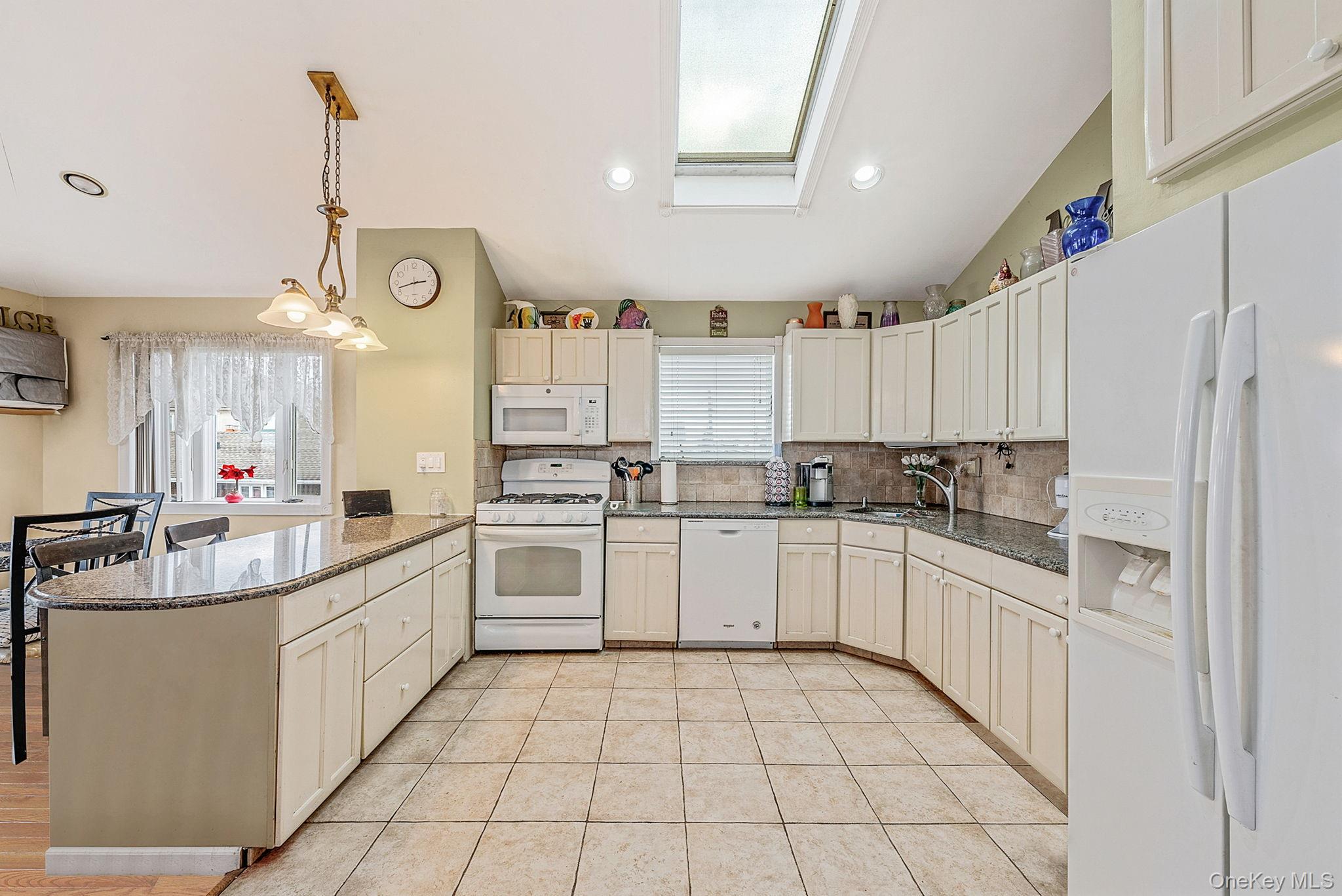 510 Albern Avenue, Oceanside, NY 11572