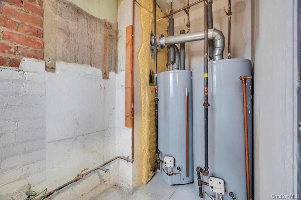 8809 208th Street, Queens Village, NY 11427