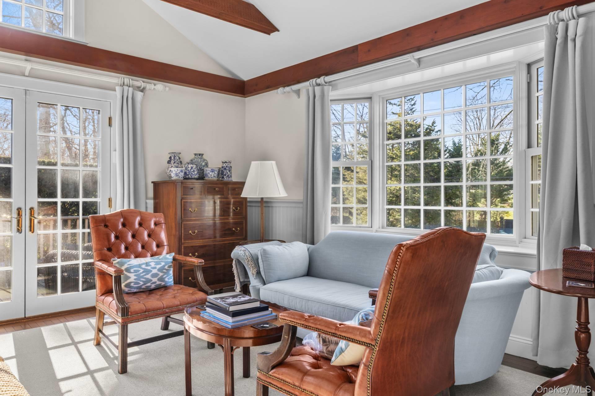 16 Tuckahoe Lane, Southampton, NY 11968