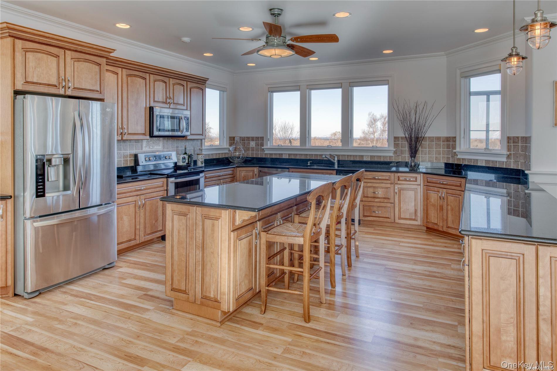 300 Latham Lane, Orient, NY 11957