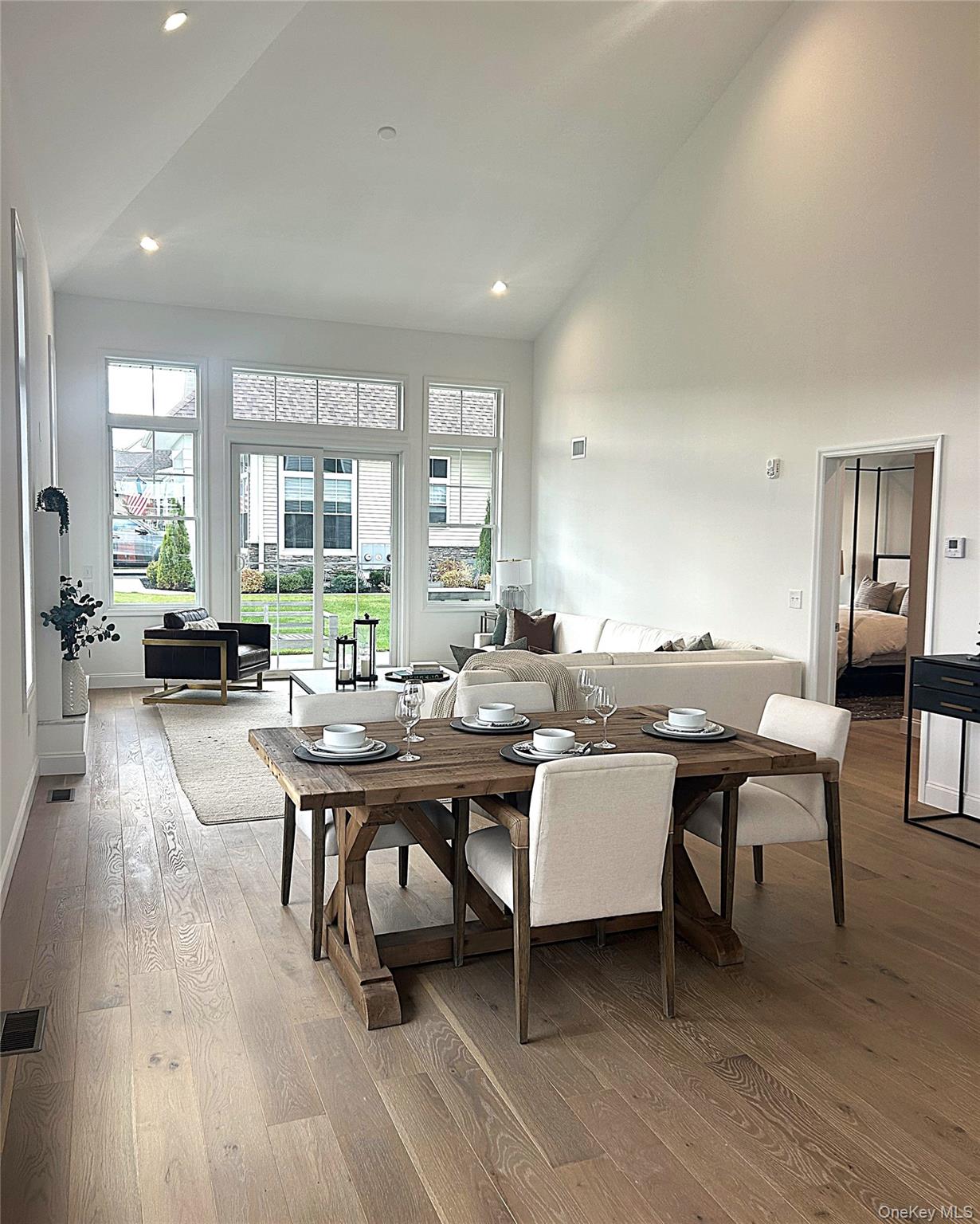 329 Silver Timber Drive # 329, Yaphank, NY 11980