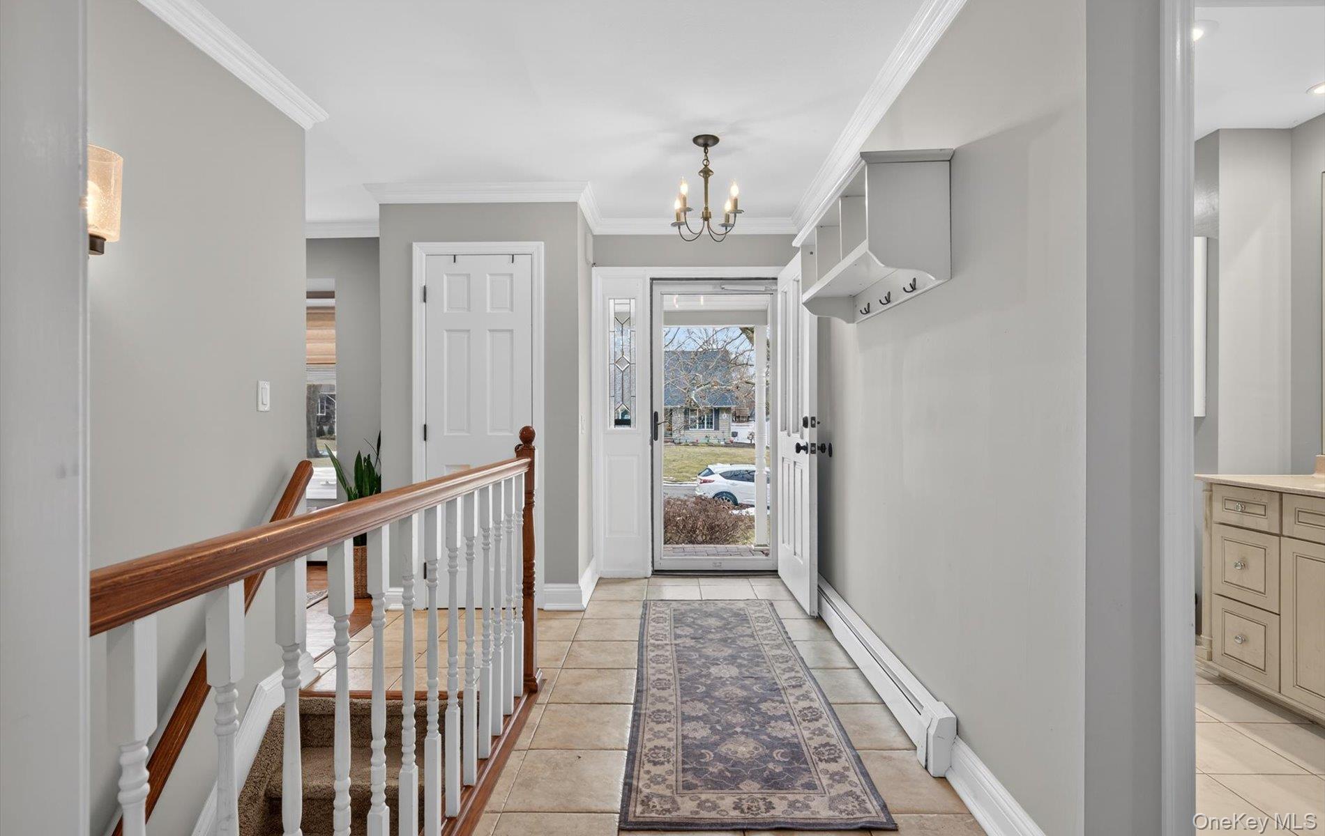 18 Canterbury Lane, Nesconset, NY 11767