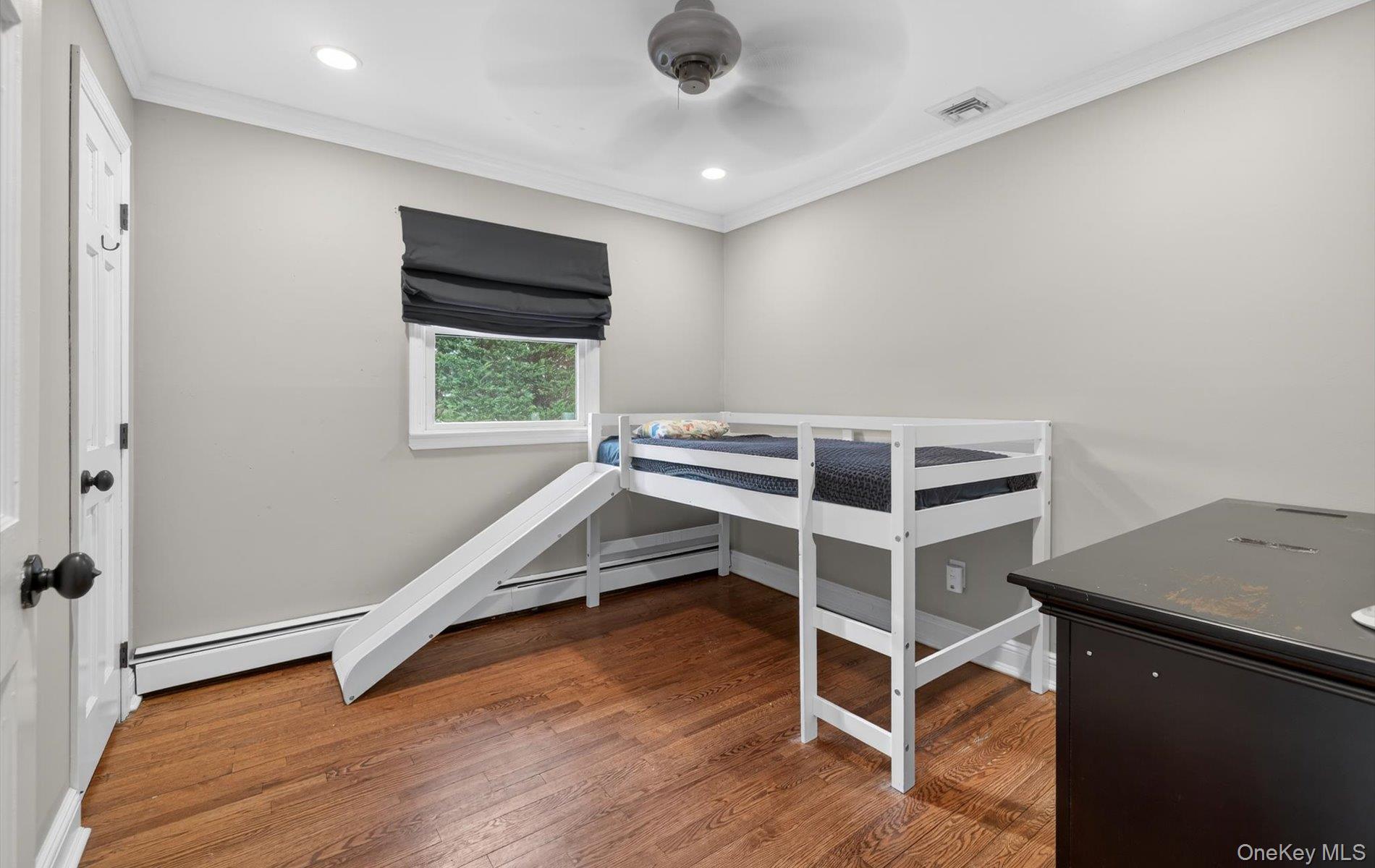 18 Canterbury Lane, Nesconset, NY 11767