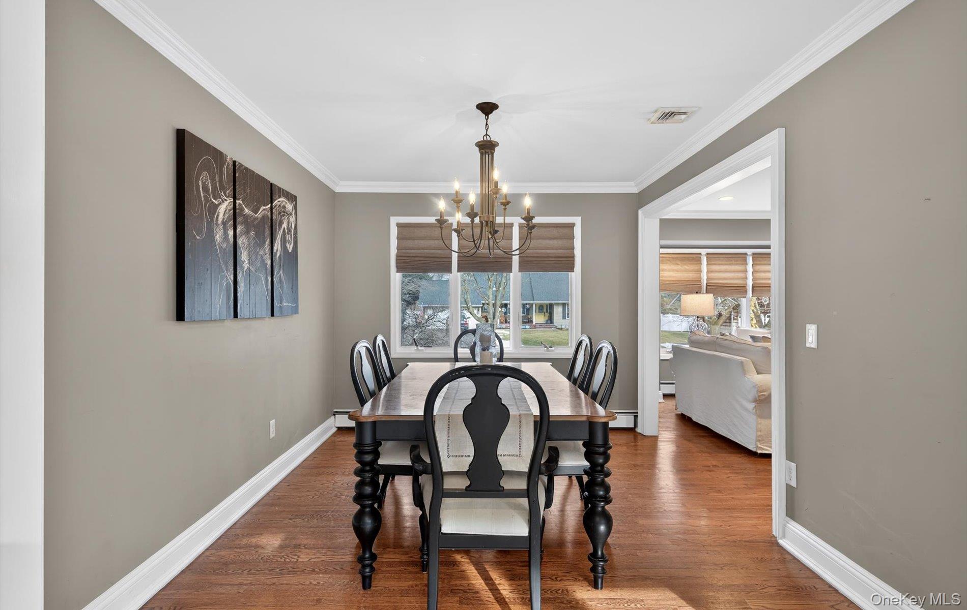 18 Canterbury Lane, Nesconset, NY 11767