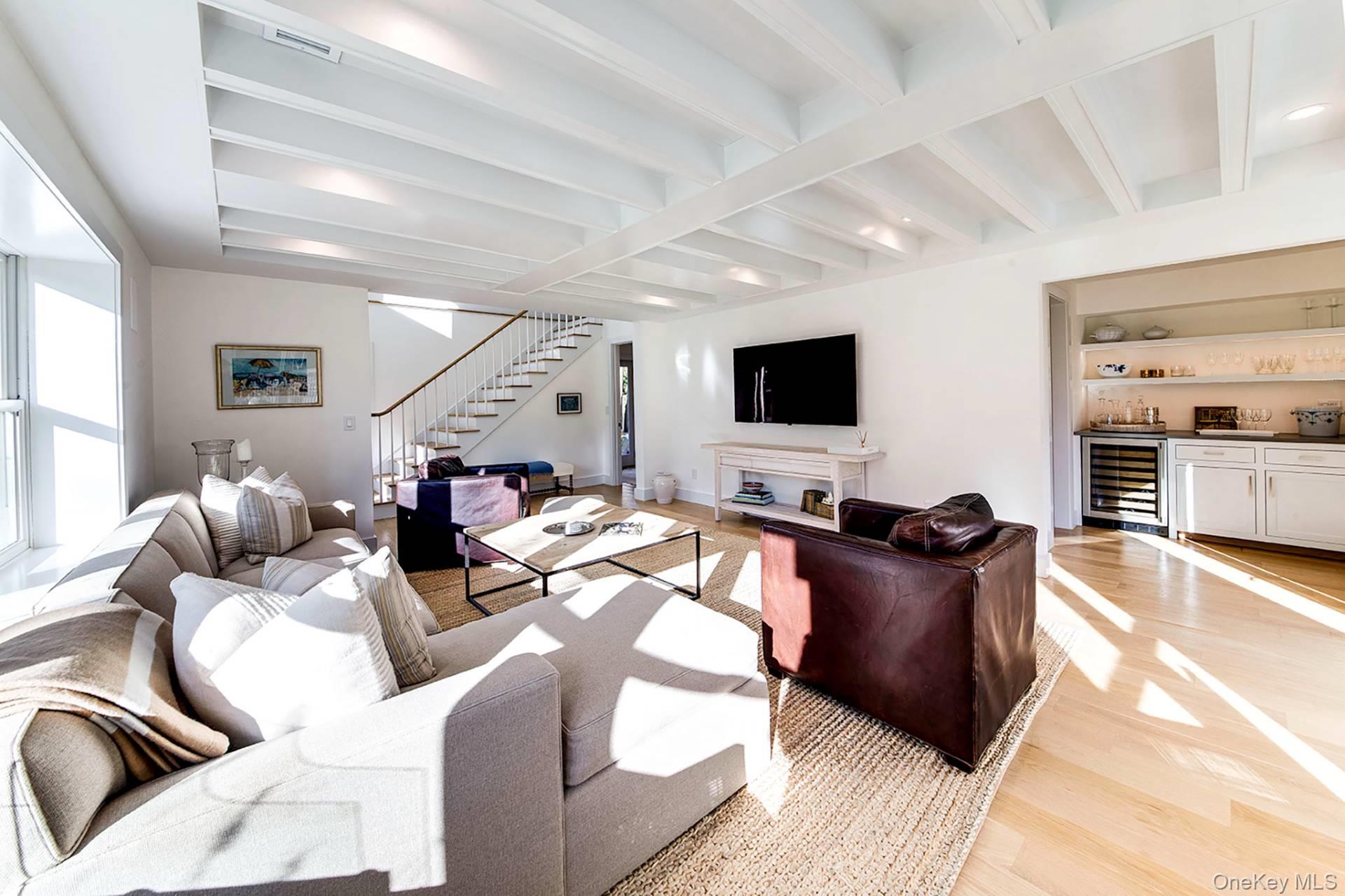 99 Audubon Avenue, Bridgehampton, NY 11932