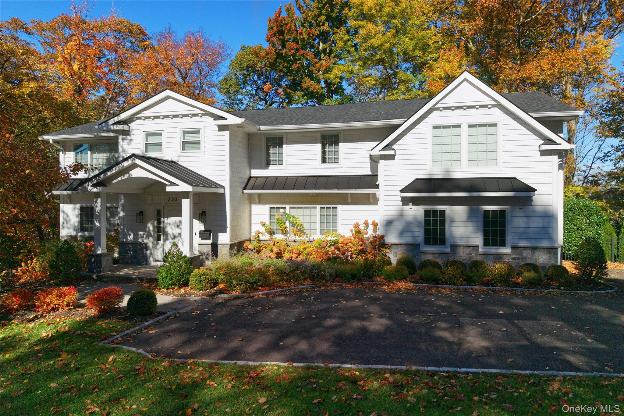 220 Mimosa Drive, East Hills, NY 11576